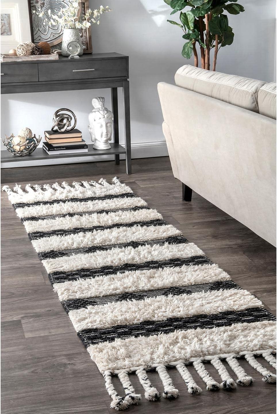 Ivory Shag Tufted Handmade Wool Runner Rug 30"