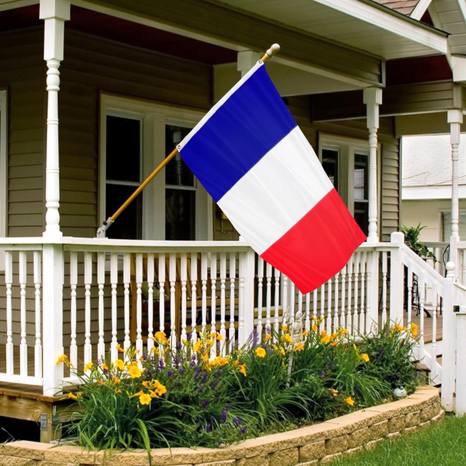 France National Flag Polyester Fiber 3x5 Feet Flag, Bright Colors And Anti-ultraviolet Fade Flag Indoor Outdoor Banner