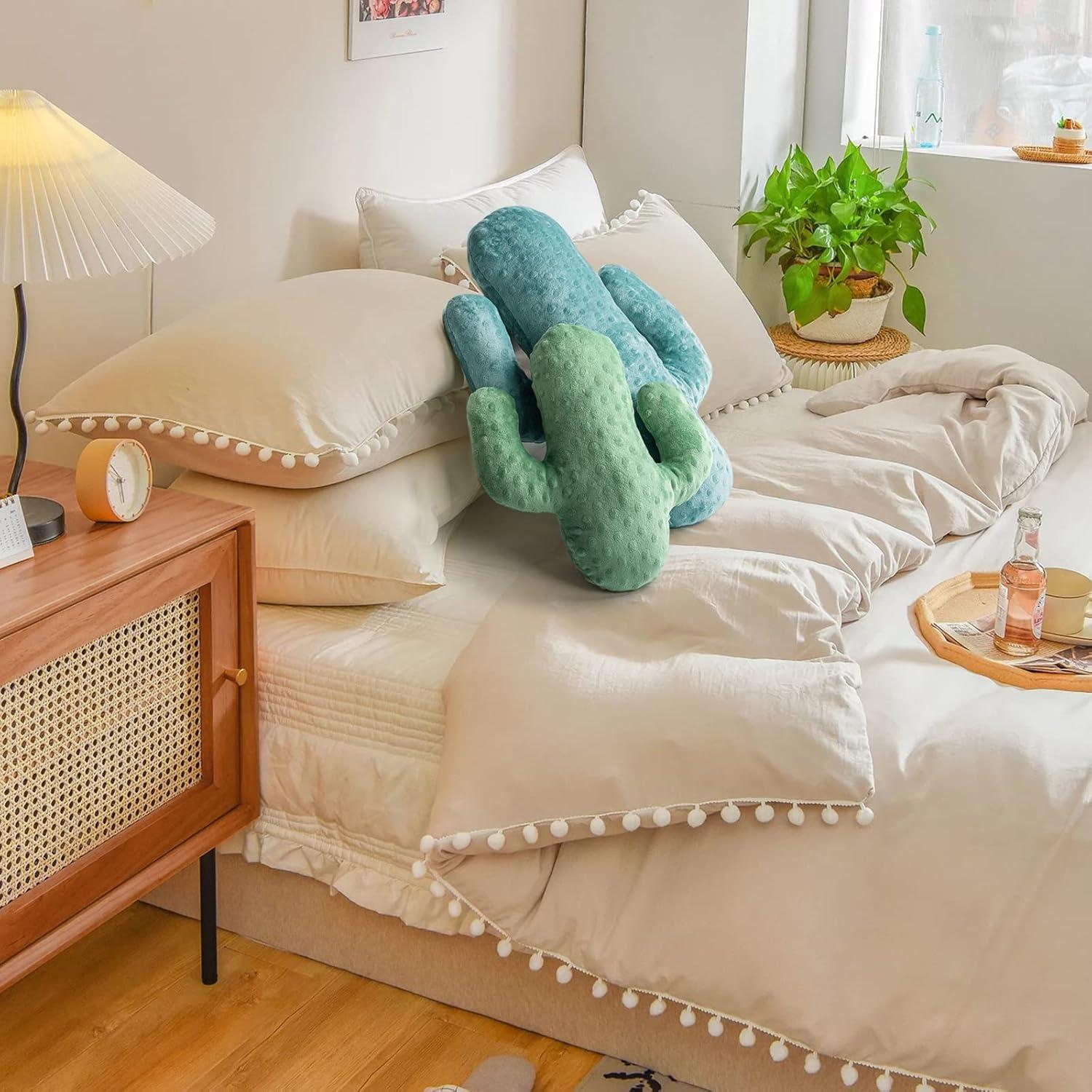 AELS Set of 2 Cactus Decorative Throw Pillows, 22"& 14" Cactus Plush Pillow Set, 3D Office Nap Pillow, Cute Succulent Throw Pillow for Nursery Bedroom Room Decor, Blue Green & Sage Green