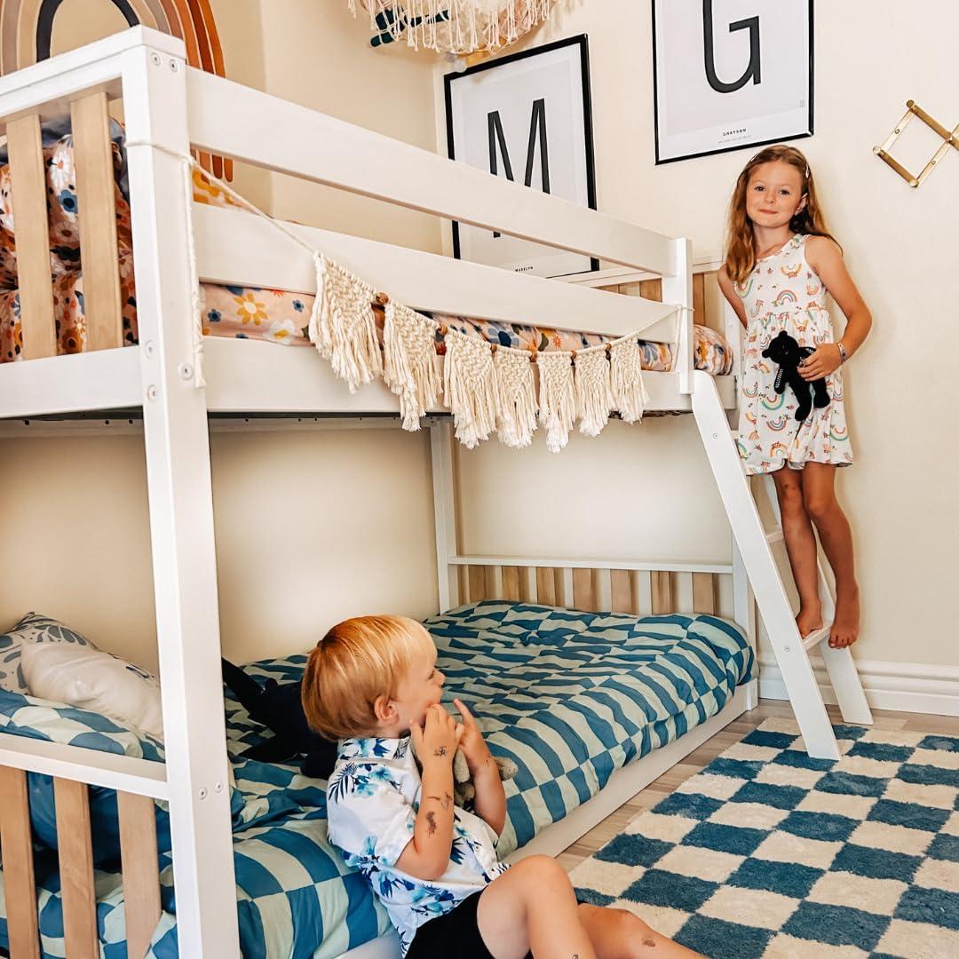 Max & Lily Solid Wood Scandinavian Twin over Twin Bunk Bed for Kids with Ladder