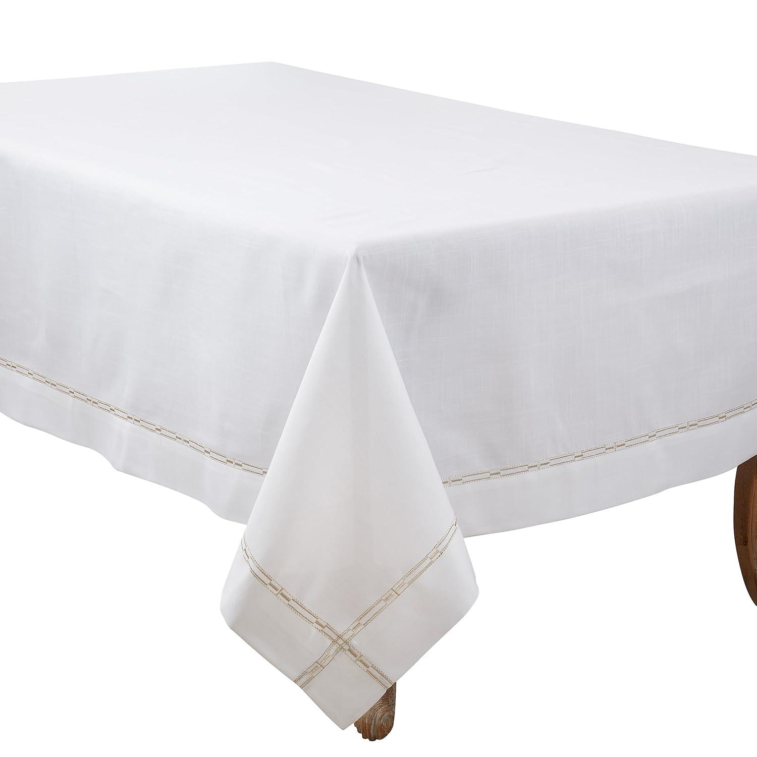 Saro Lifestyle Luxurious Tablecloth with Intricate Embroidery, 65"x90", Gold