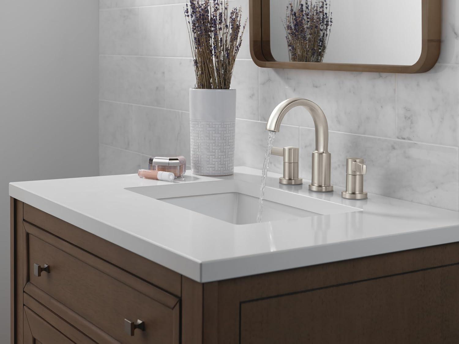 Two Handle Widespread Bathroom Faucet