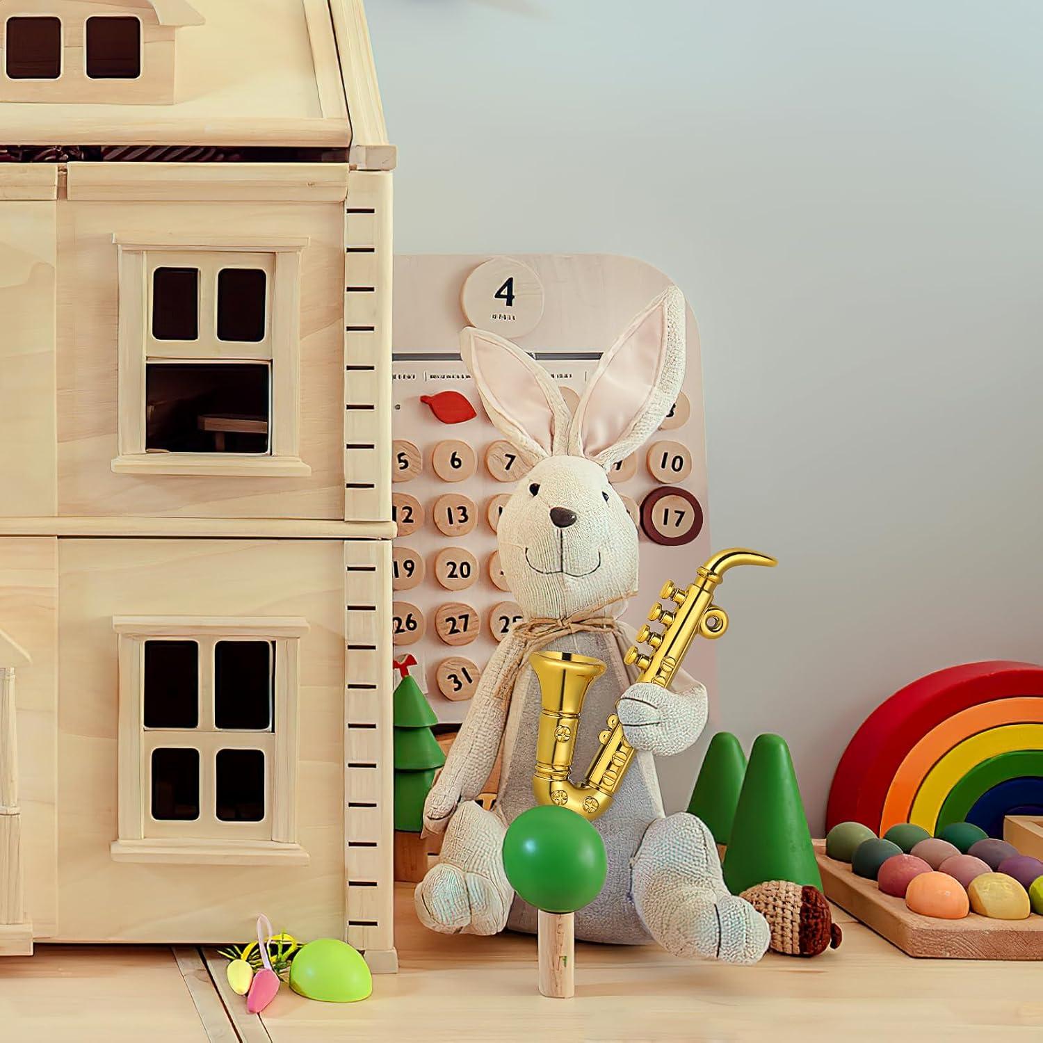 Musical Instrument Decor Mini Instrument Toy for Home Kid Bedroom (Golden, Saxophone Pattern)