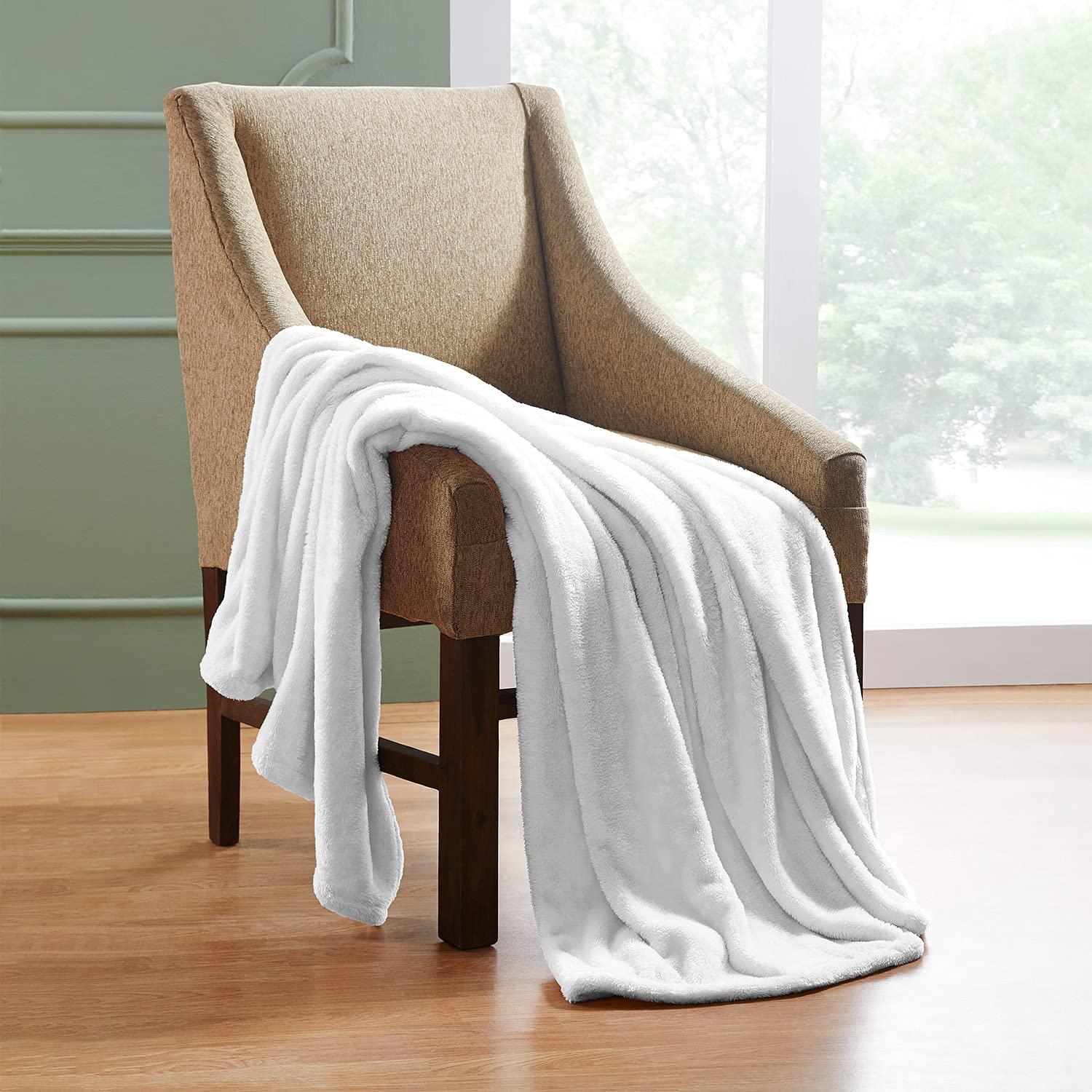 Superior Solid Polyester Reversible All-Season Fleece Throws Blanket