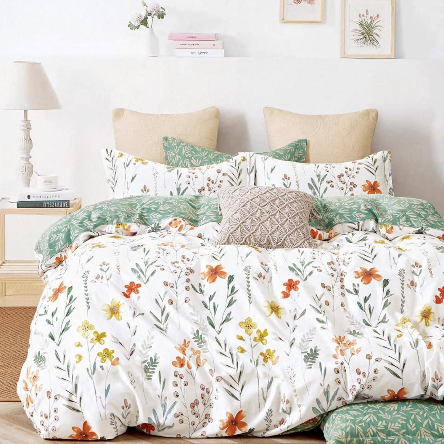 Queen White and Green Floral Reversible Microfiber Comforter Set