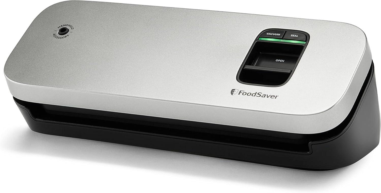 FoodSaver Vacuum Sealer Special Value Pack, Compact Machine with Bags