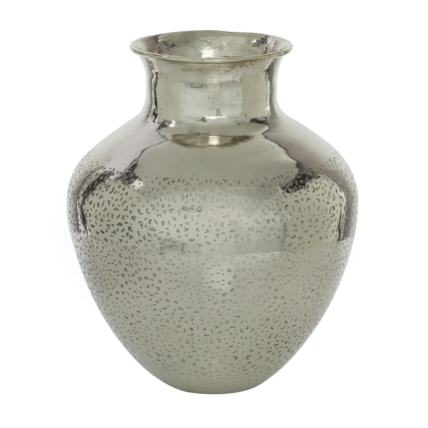 DecMode 16" Silver Aluminum Vase