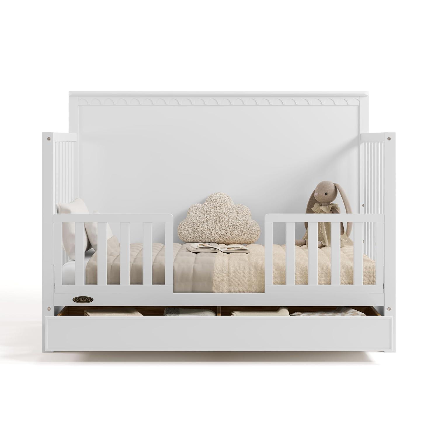 Sasha 5-In-1 Convertible Crib With Drawer