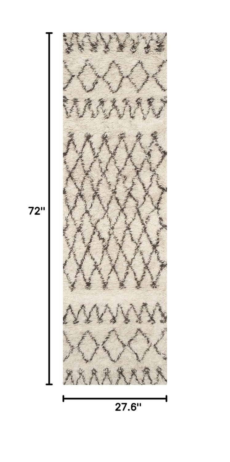 Casablanca CSB851 Hand Tufted Indoor Runner Rug - Ivory/Dark Brown - 2'3"x6' - Safavieh