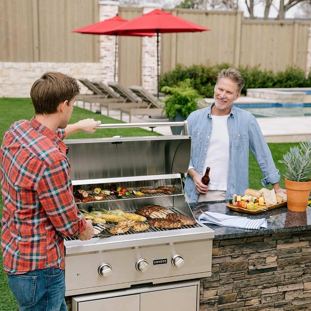 Coyote Grills 3 - Burner Built-In Gas Grill