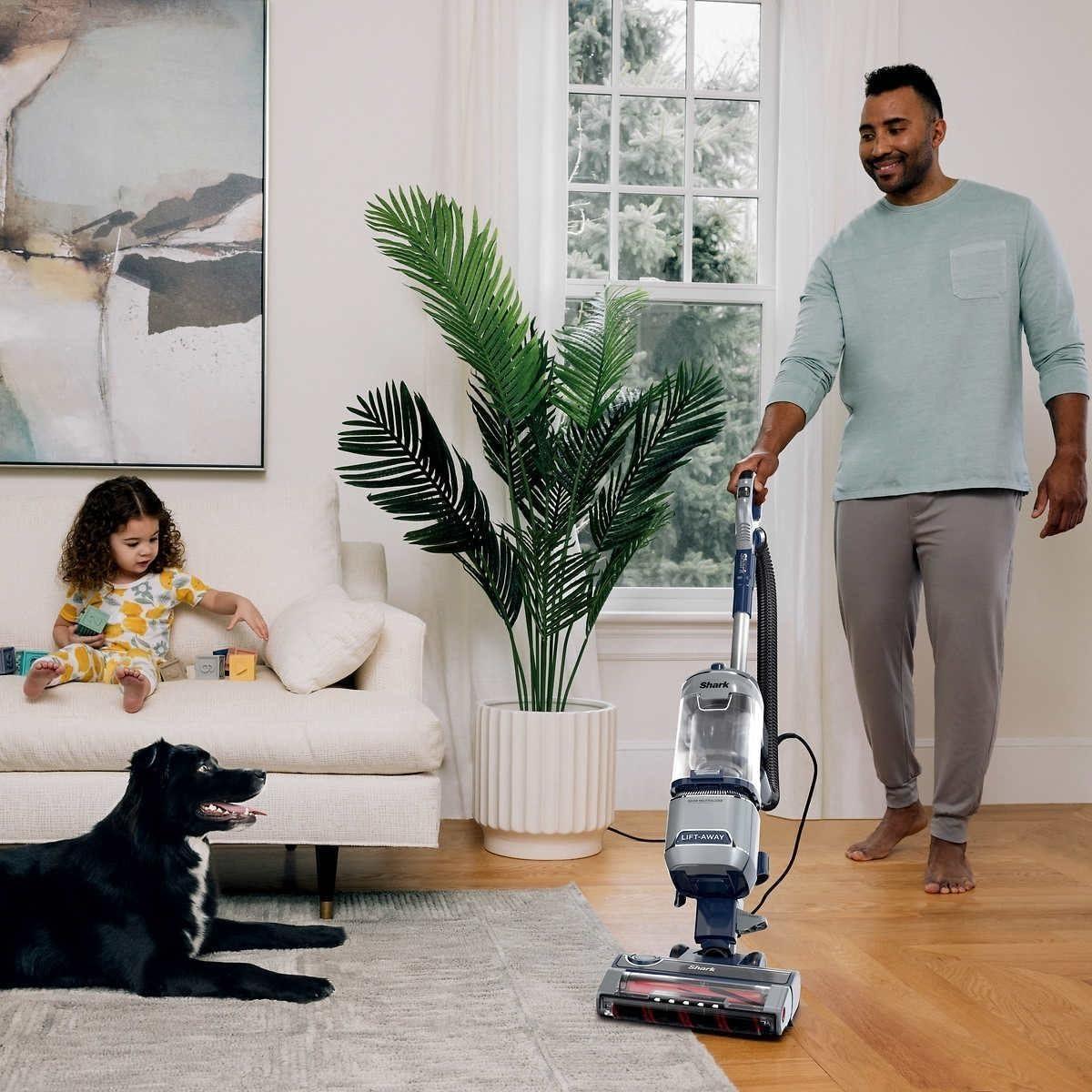 Restored Shark UV900 Pet Performance Plus Lift-Away Upright Vaccum - (Refurbished)