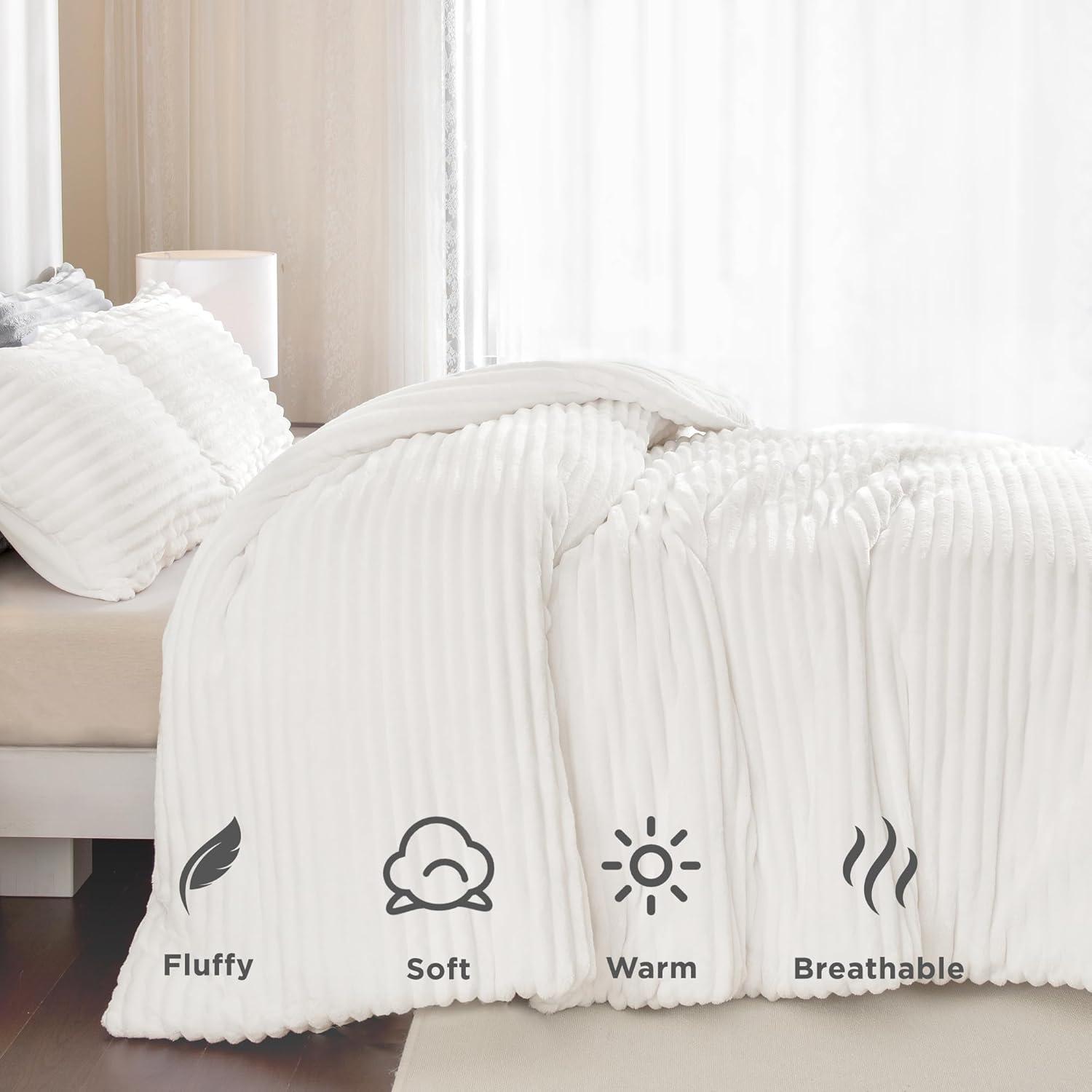 Andency Fluffy Queen Comforter Set, Super Soft White Comforters Queen Size, Winter Warm Fleece Faux Fur Bedding Set, Luxury Plush Fuzzy Bed Set 3 Pieces (1 Shaggy Comforter, 2 Pillowcases)
