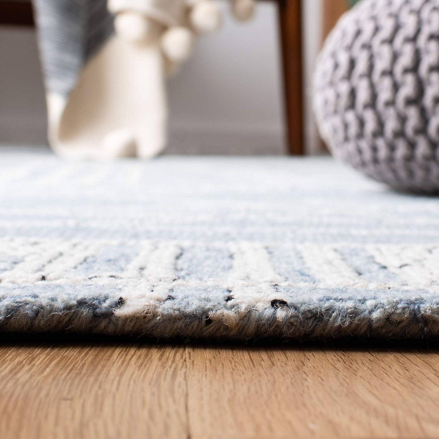 SAFAVIEH Micro-Loop Randall Geometric Area Rug, Light Blue/Ivory, 8' x 10'