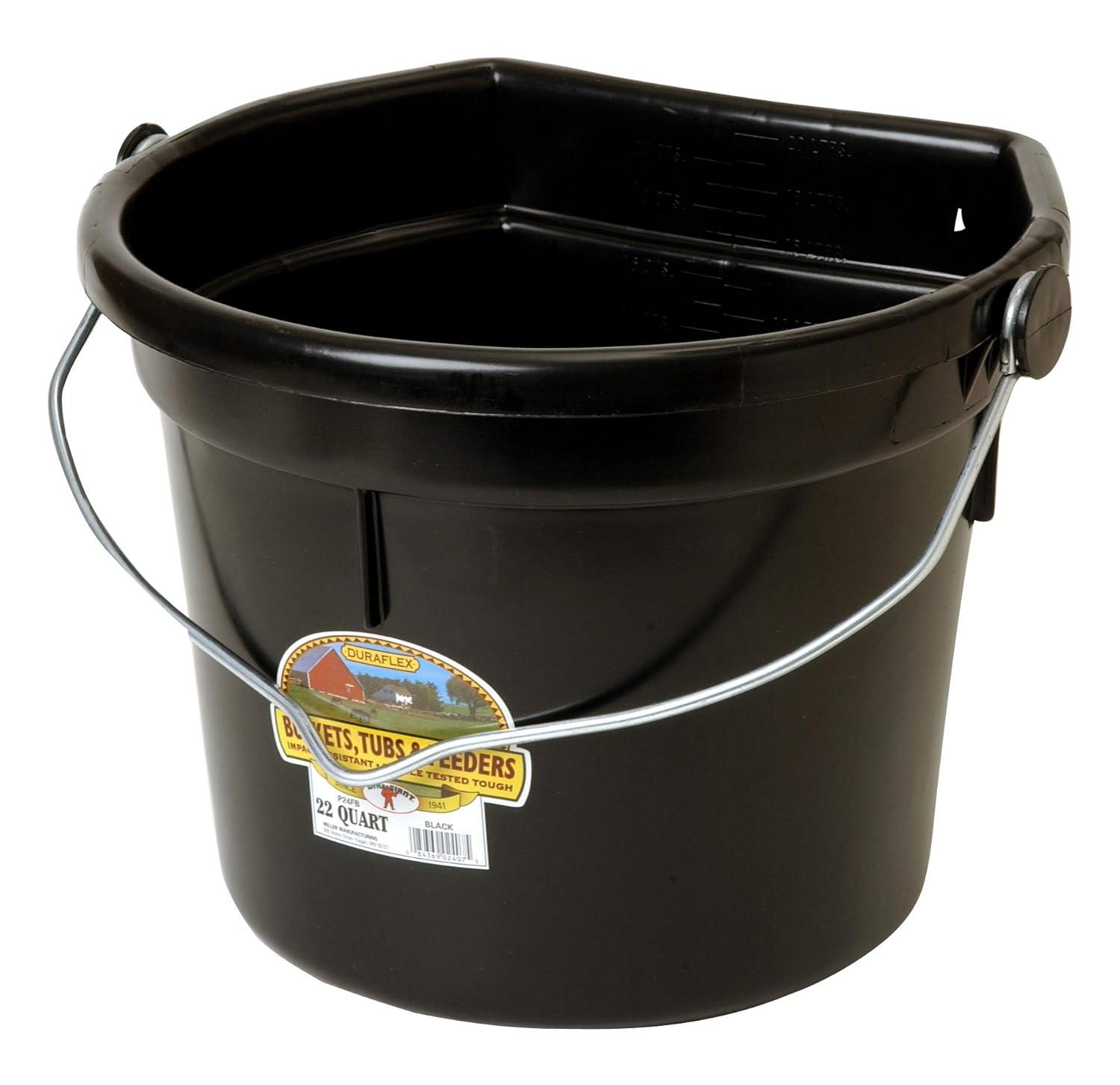 Little Giant 22 Quart Durable and Heavy-Duty Flat Plastic Animal Feed Bucket with Knob Bail and Stacking Ribs for Farms and Ranches, Black