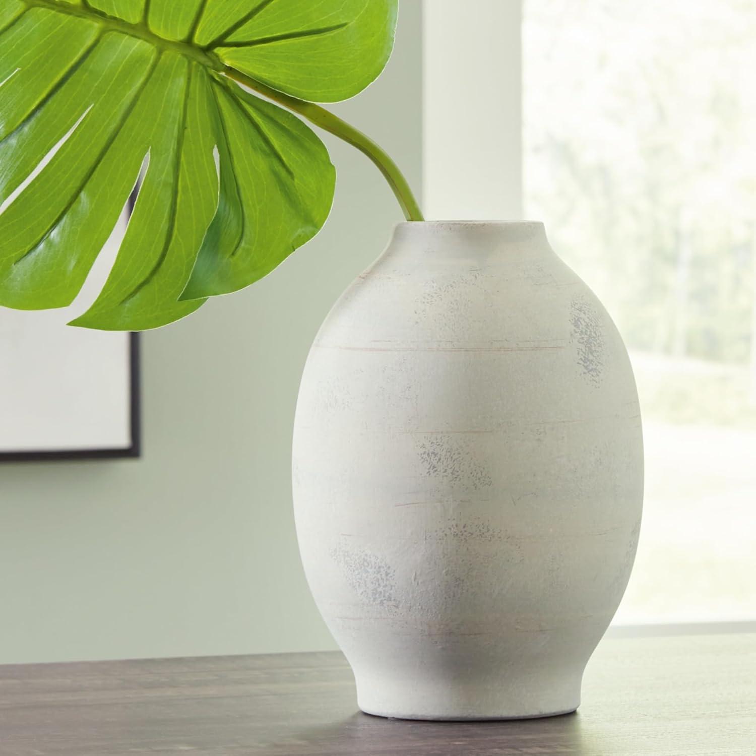 Wade Logan® Ceasia Vase
