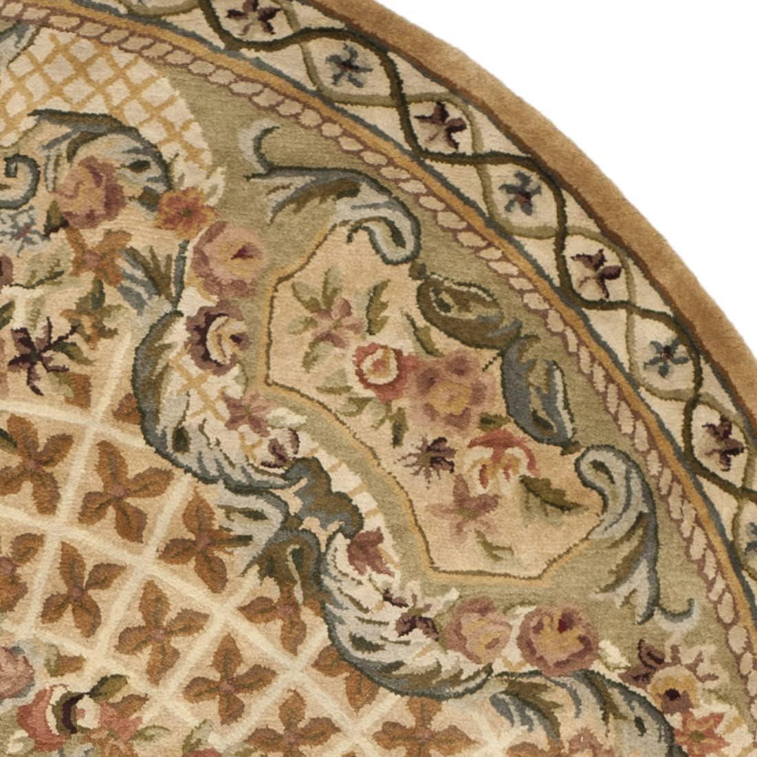 SAFAVIEH Classic Chandler Floral Bordered Wool Area Rug, Taupe/Light Green, 7'6" x 9'6" Oval