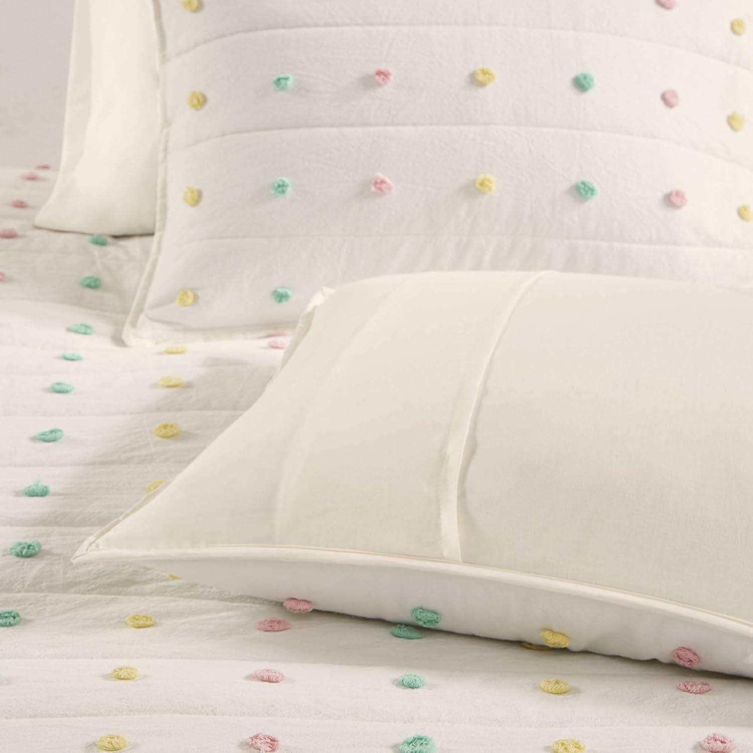 Callie Pom Pom Cotton Jacquard Quilt Set with Throw Pillows