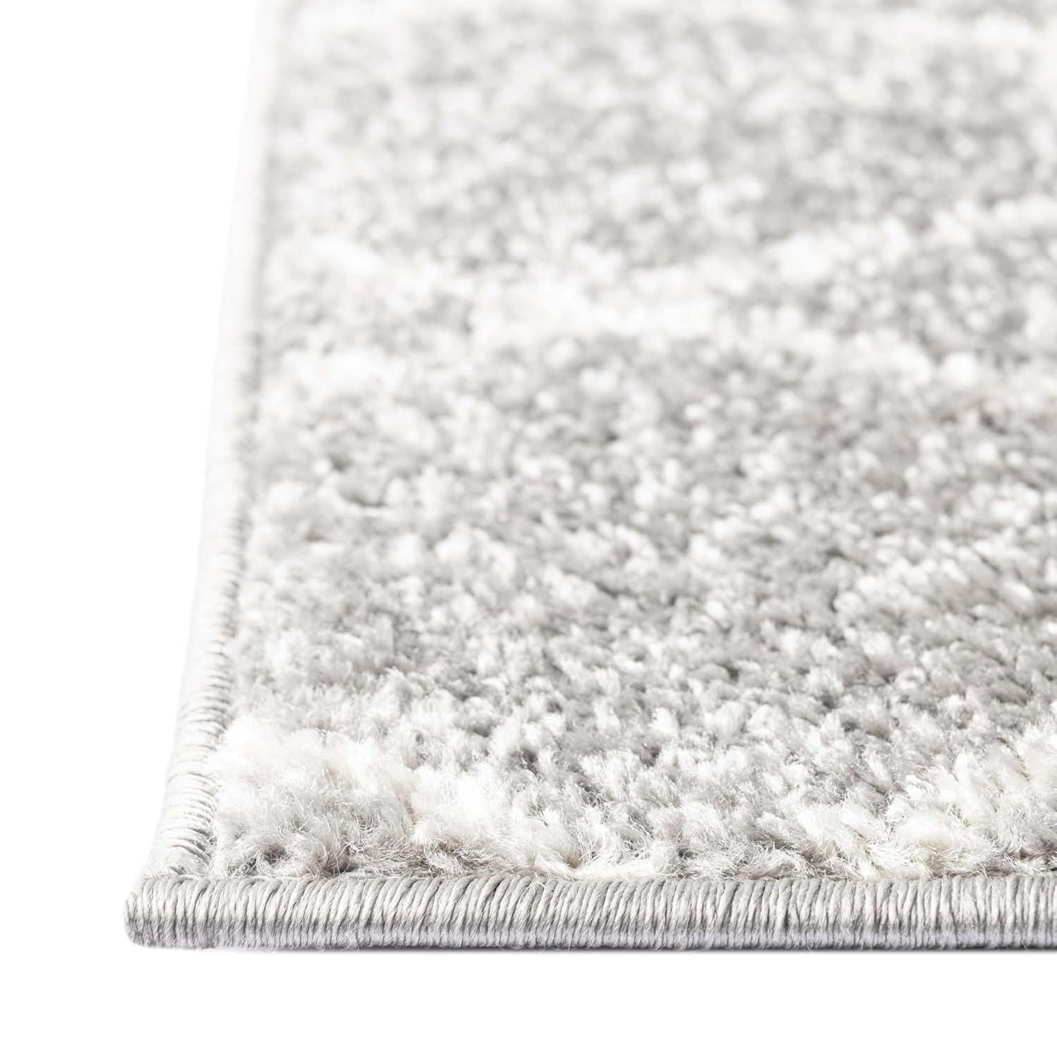 Unique Loom 7' 0 x 10' 0 Trellis Frieze Geometric Light Gray Area Rug