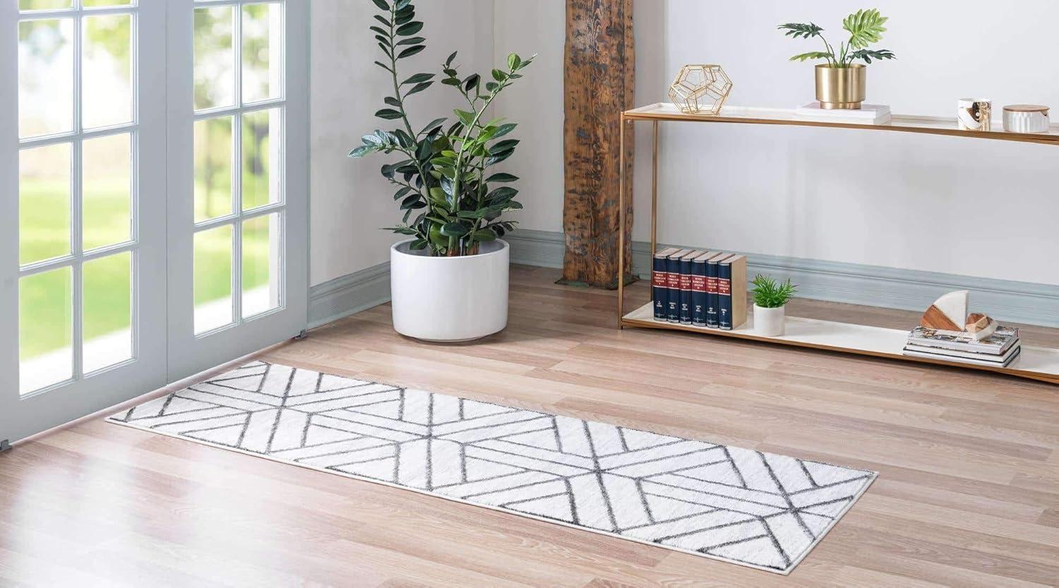 White and Gray Synthetic Trellis Runner Rug, 3' x 10'