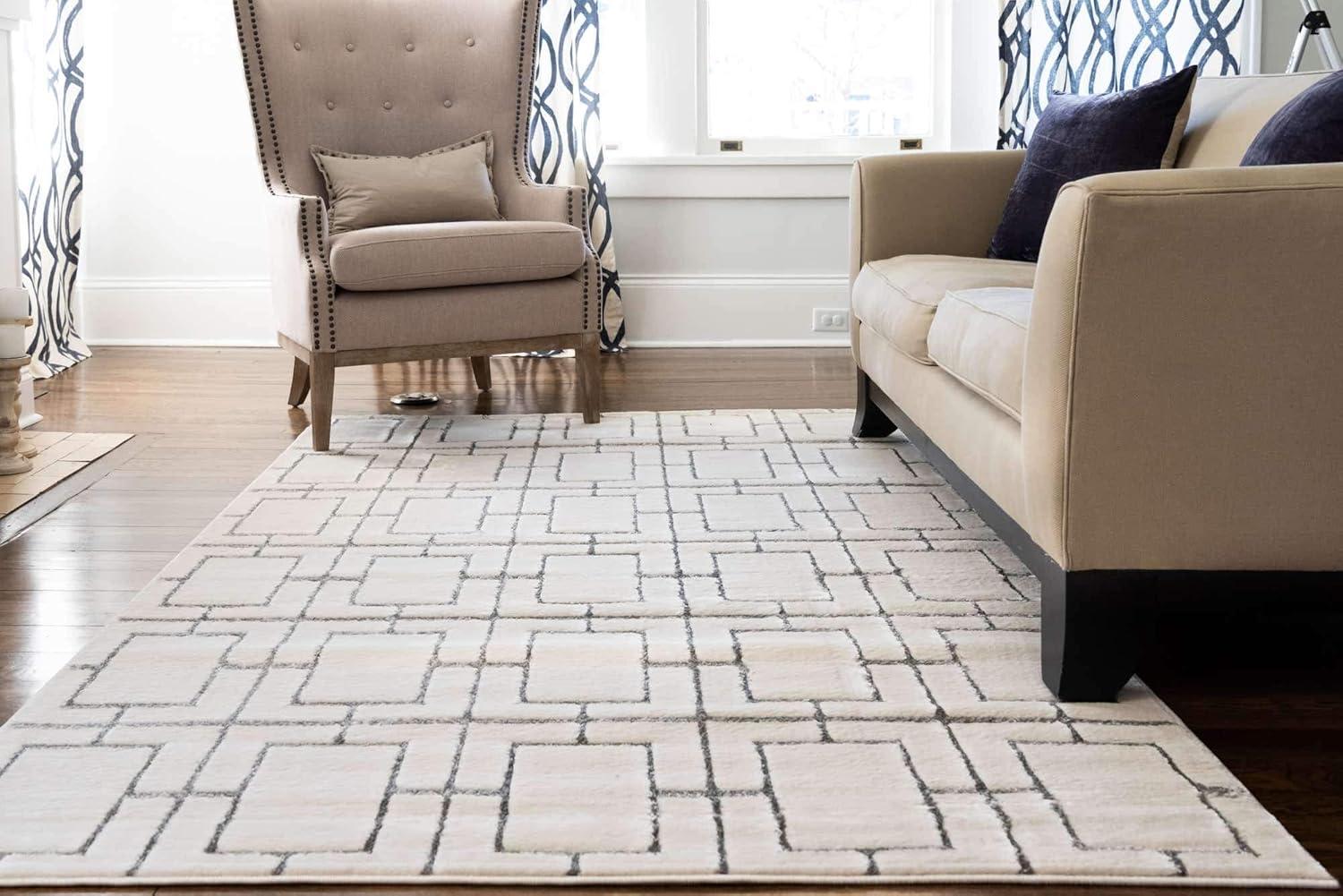 Glam Geometric White Silver Area Rug