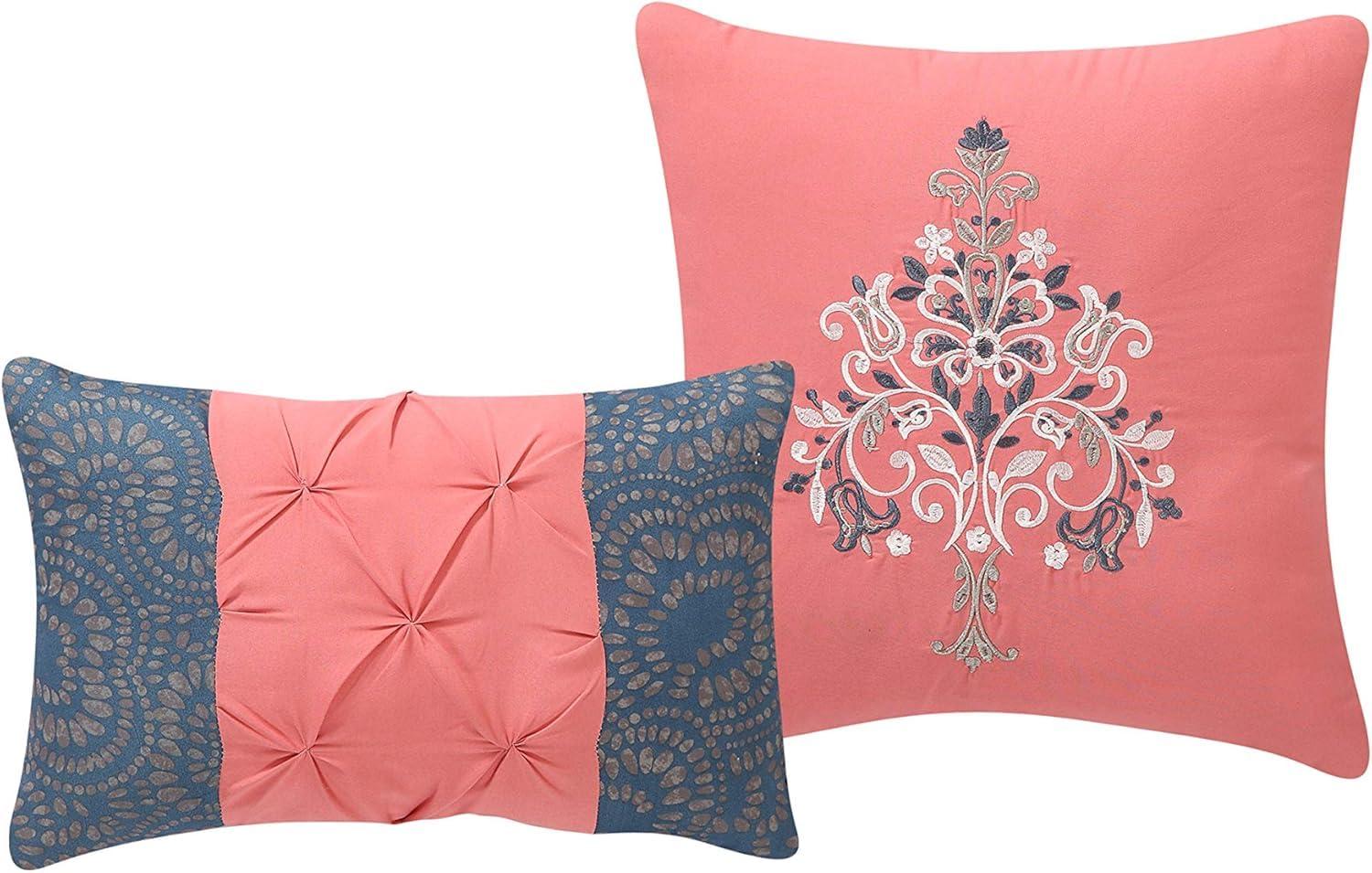 VCNY Casablanca Bohemian Microfiber / Polyester Standard Damask Quilt Set