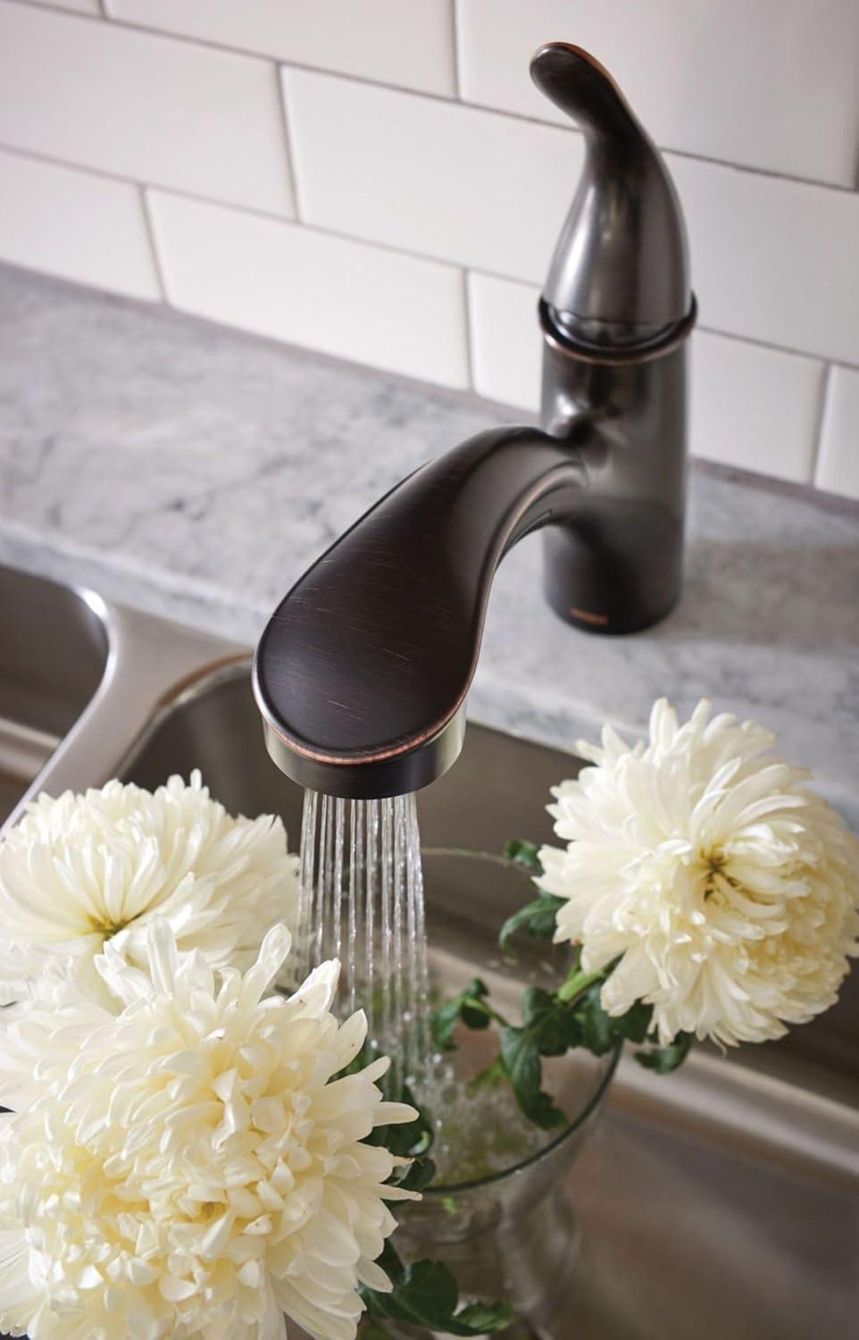 Moen Brecklyn Single-Handle Pull-Out Sprayer Kitchen Faucet with Power Clean Technology