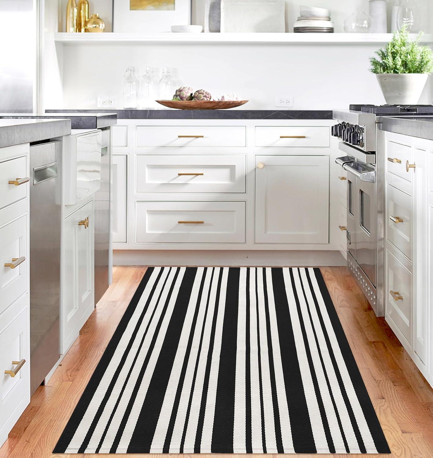 IOHOUZE Navy and White Striped Rug 2'x3' Front Door Rugs, Small Washable Area Rug for Front Porch, Spring Summer Doormats Outdoor Indoor, Cotton Rugs for Entryway Porch Entrance