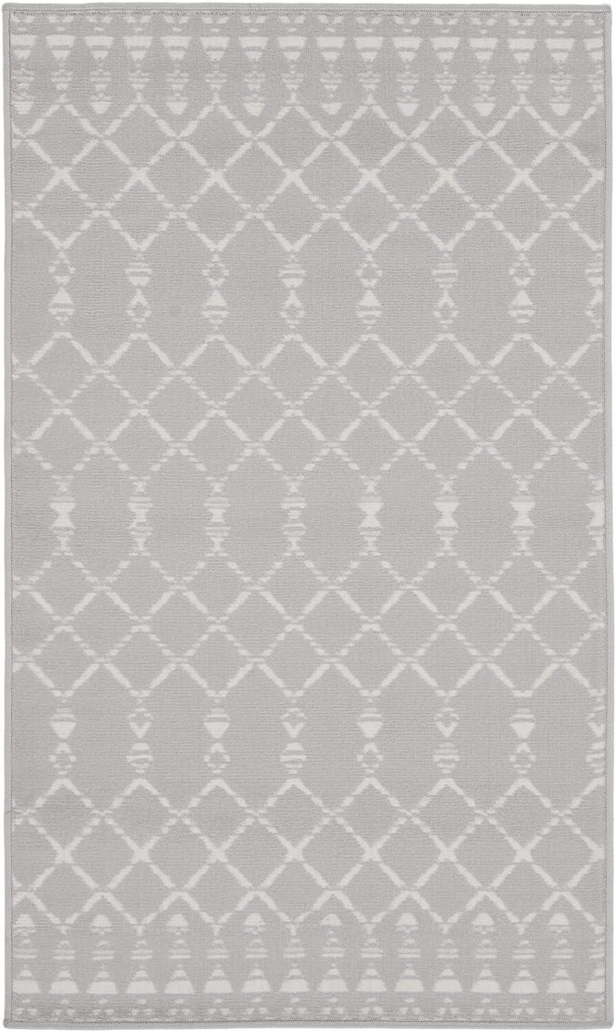 Gray Geometric Boho Chic 3' x 5' Area Rug