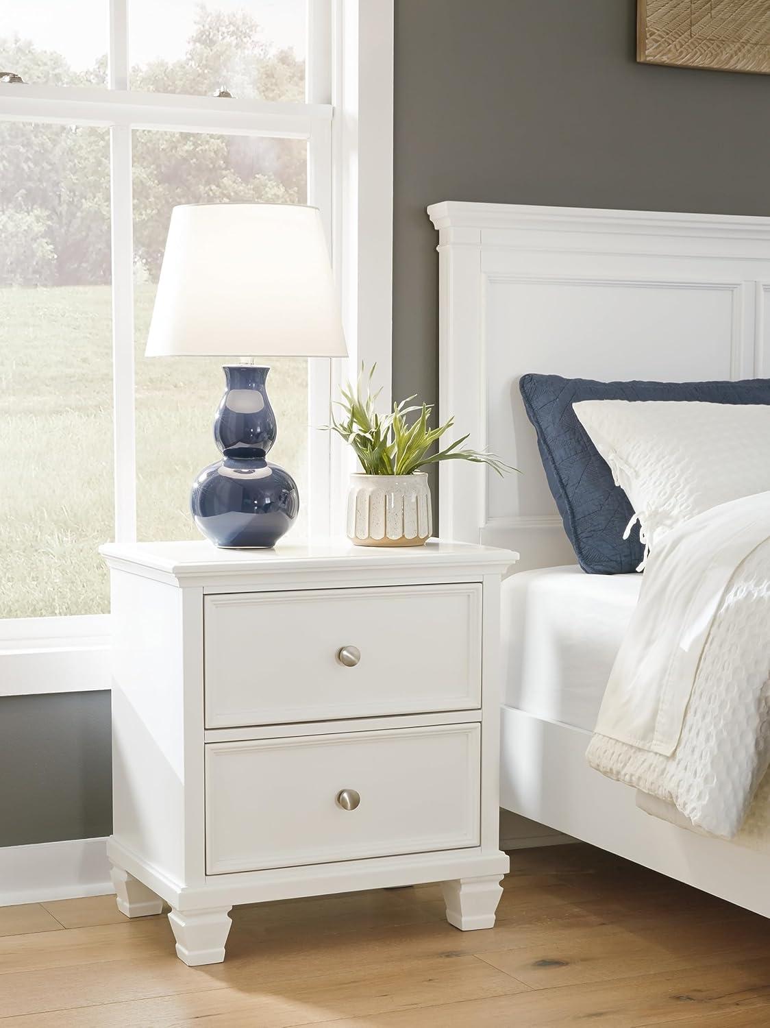 White Transitional 2-Drawer Nightstand with Metal Knobs