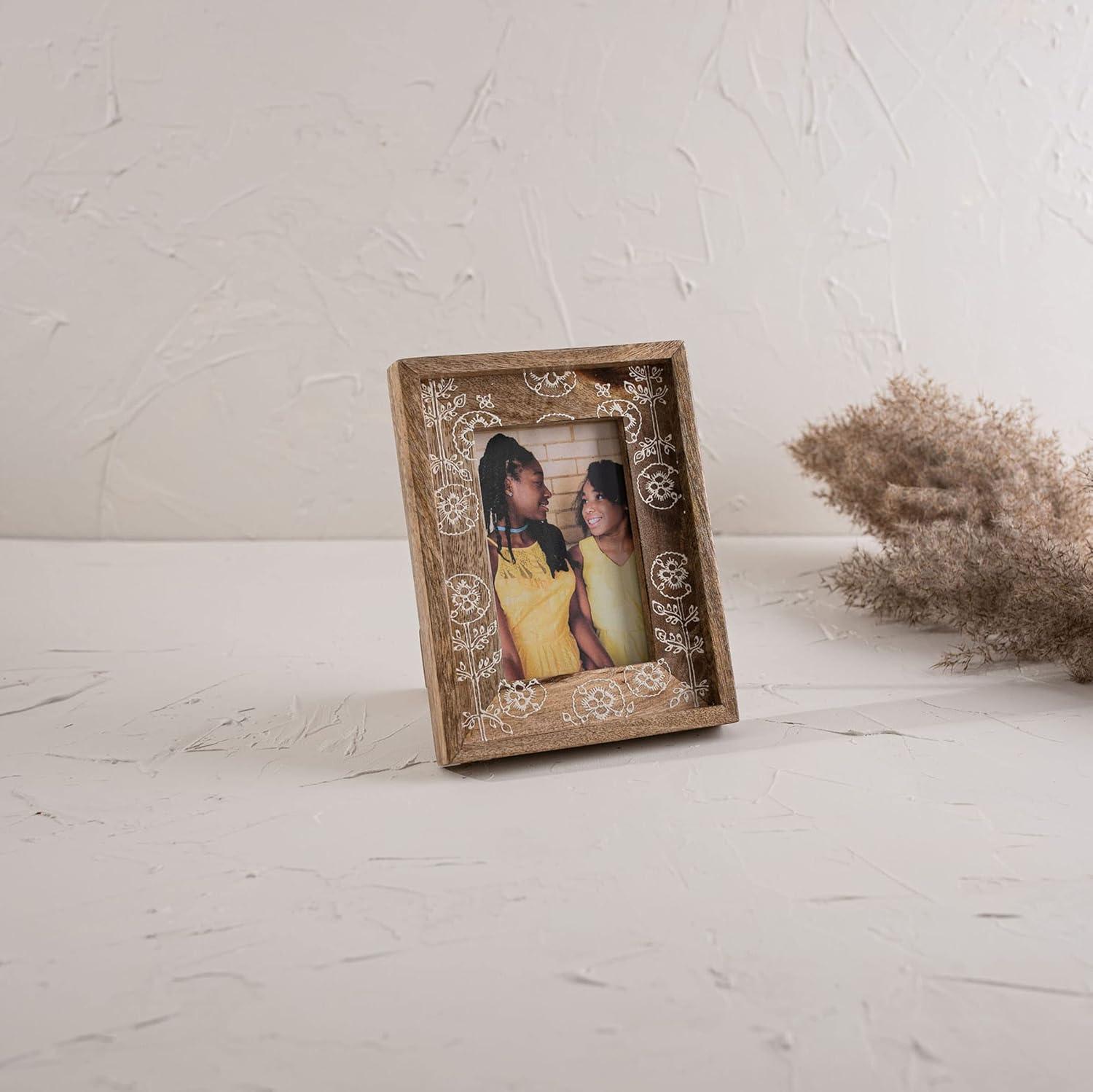 Foreside Home & Garden White Wood Picture Frame