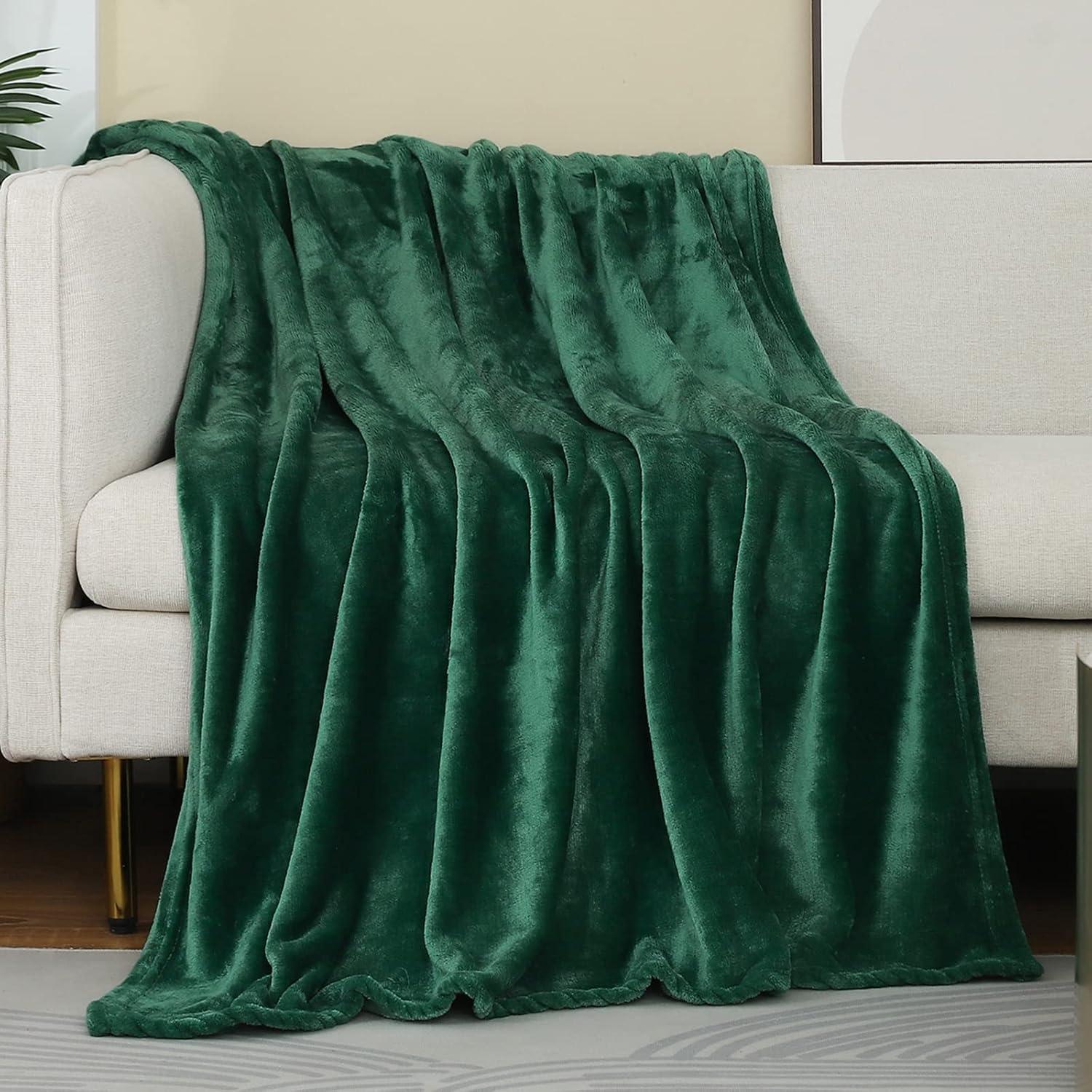 Emerald Green Fleece Throw Blanket for Sofa and Bed