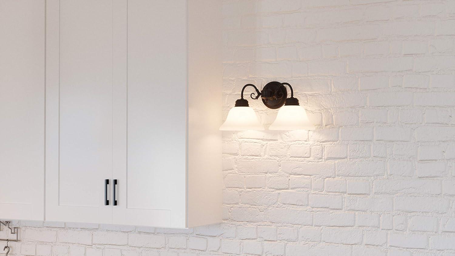 Design House Millbridge Tocador O Lámpara de Pared Regulable con 2 Luces con Pantallas de Vidrio Esmerilado, Bronce Aceitado