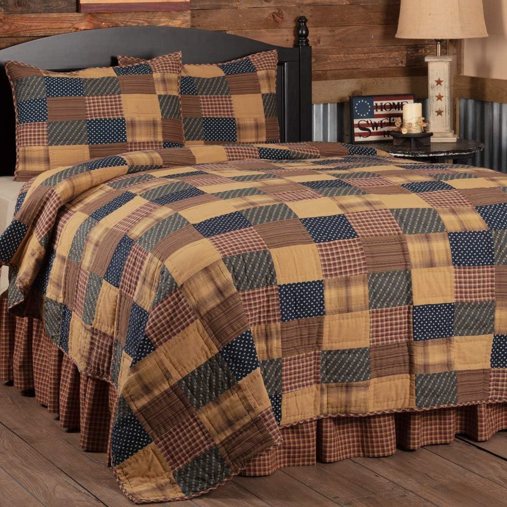 Navy and Beige Cotton King Reversible Quilt Set