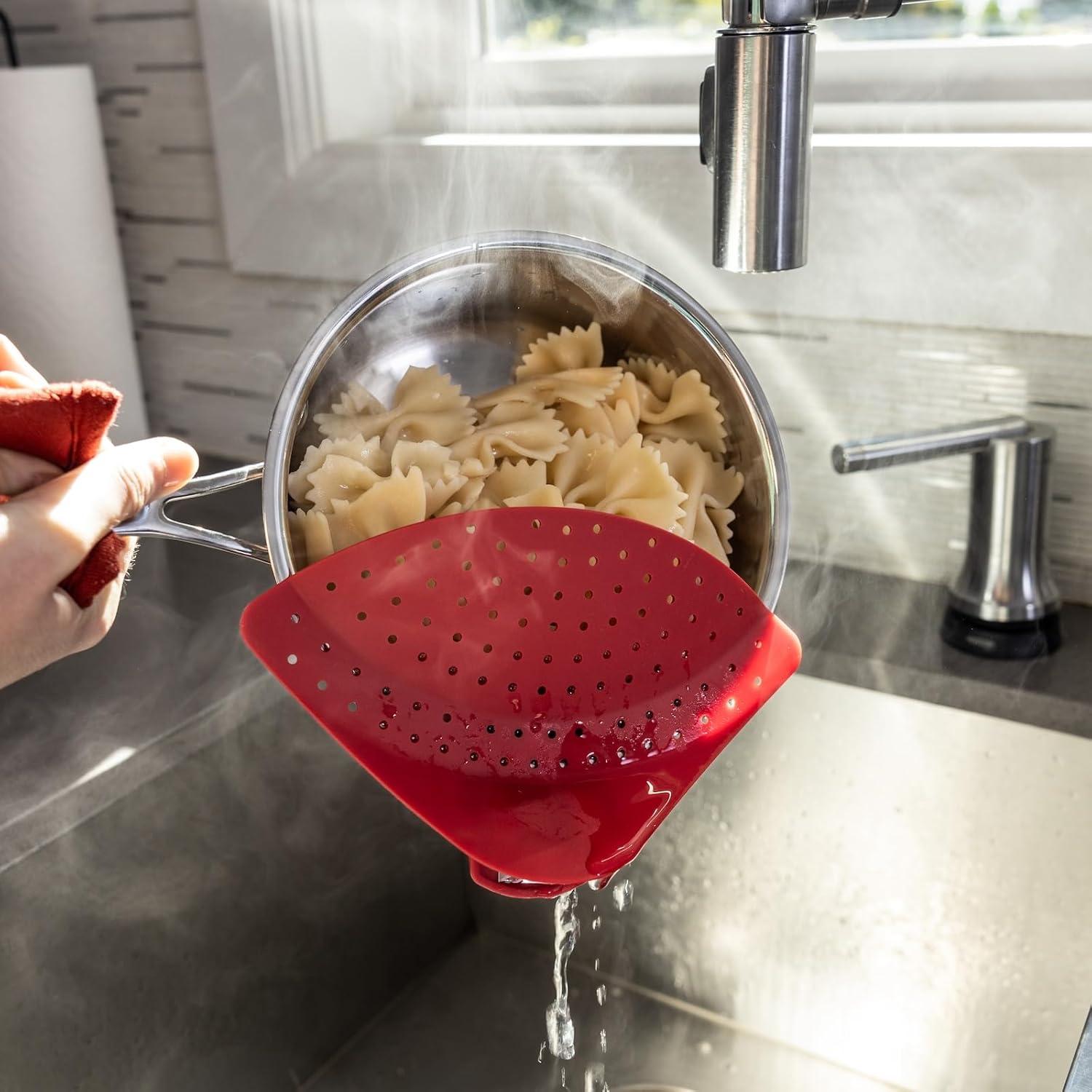 Chef's Planet Strainer - Pasta Strainer, Strainers for Kitchen, Food Strainer, Kitchen Strainer, Grease Strainer, Pot Strainer, Handy Pan, Clip on Strainer for Pots, Household Gadgets (Red)
