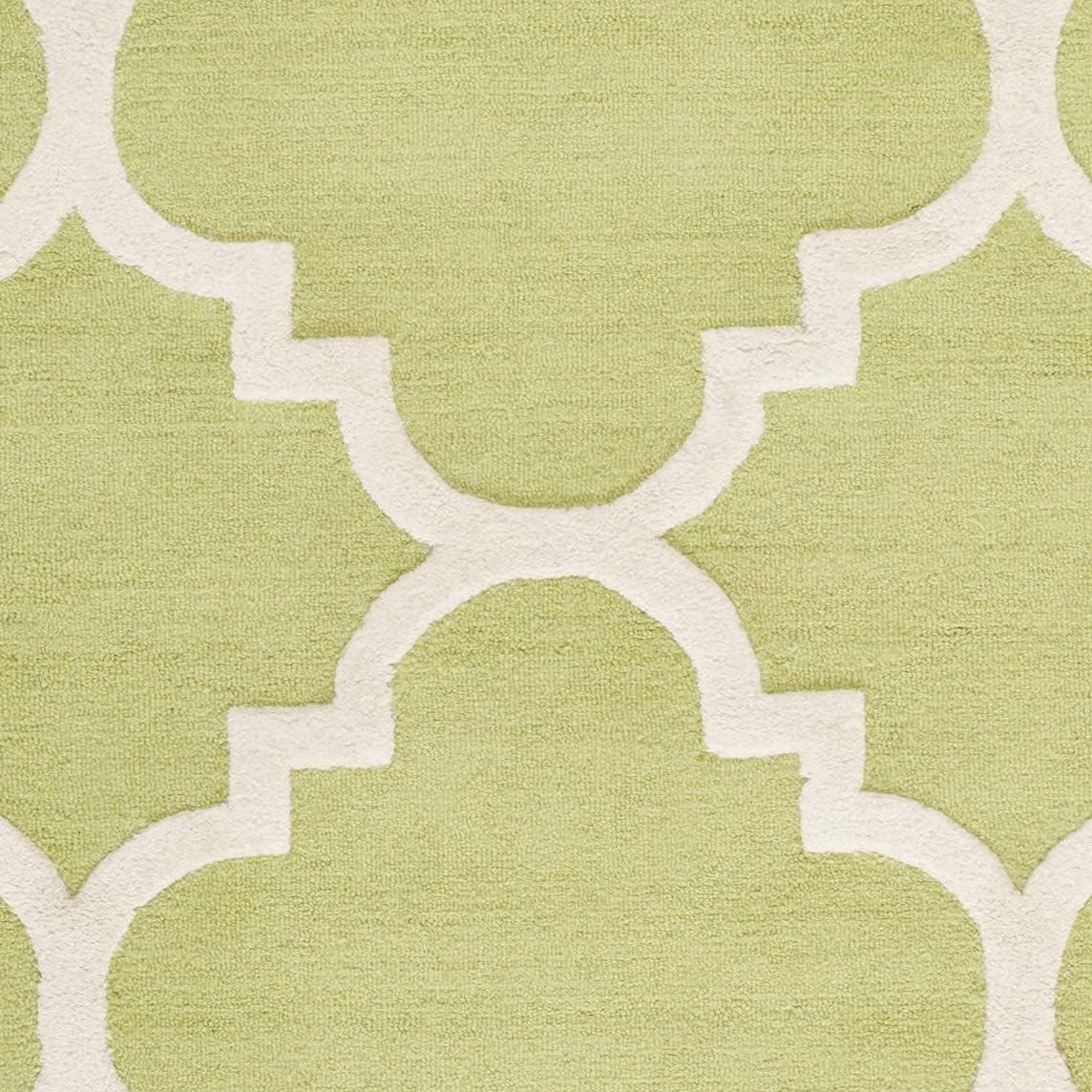 SAFAVIEH Cambridge Justine Geometric Quatrefoil Wool Area Rug, Green/Ivory, 8' x 10'