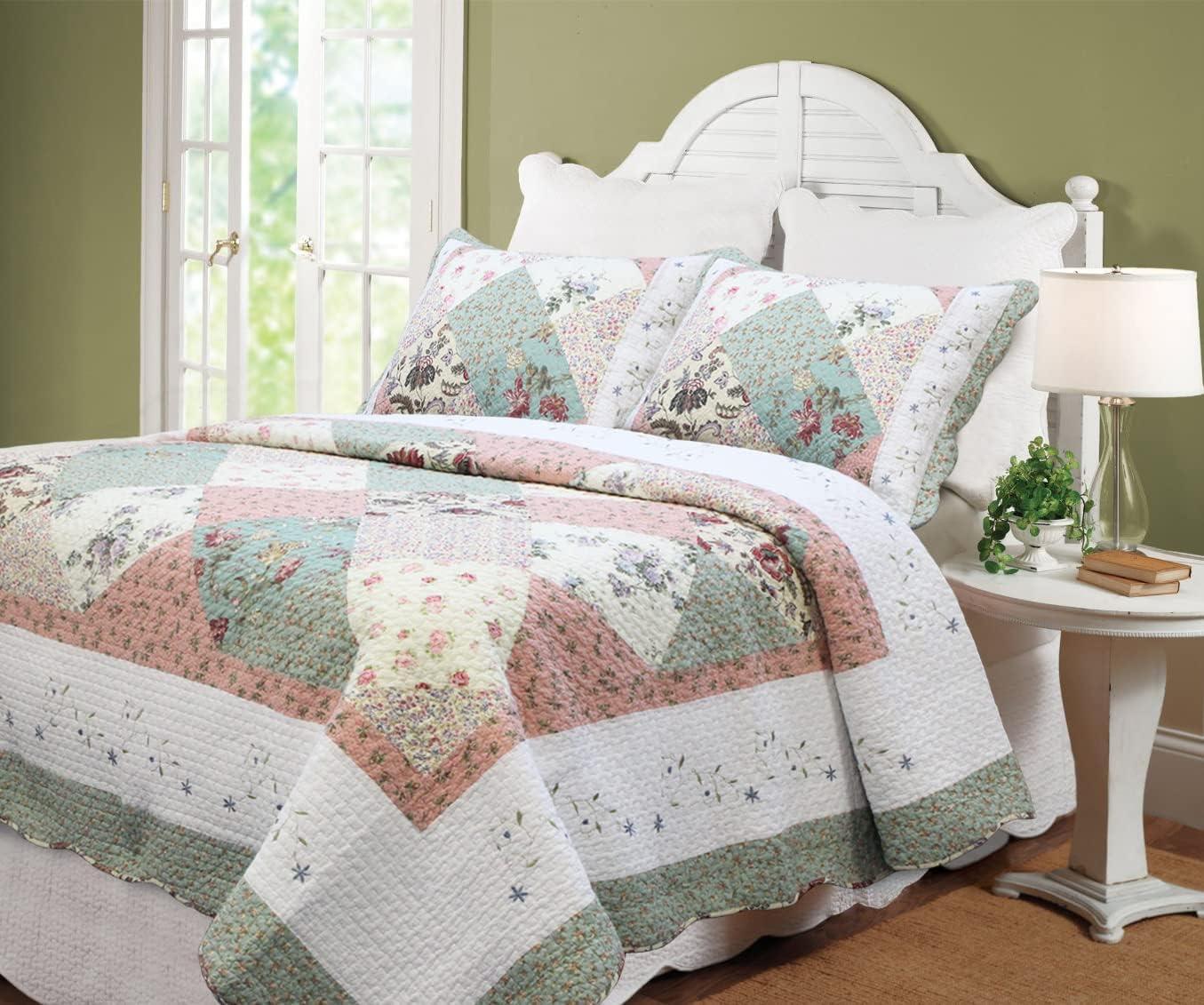 Full Pink Cotton Reversible Patchwork Quilt Set