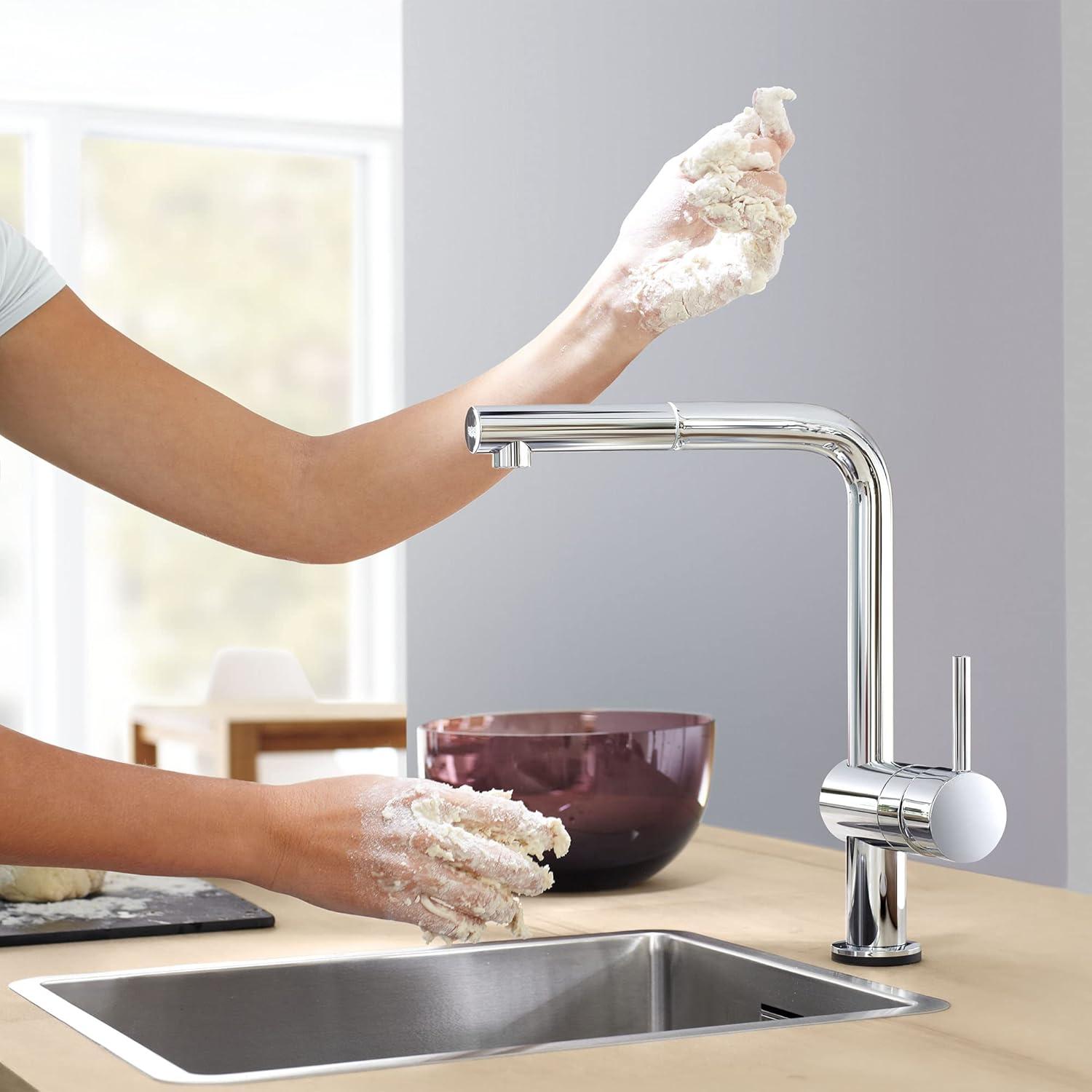 Minta® Pull Out Touch Single Handle Kitchen Faucet