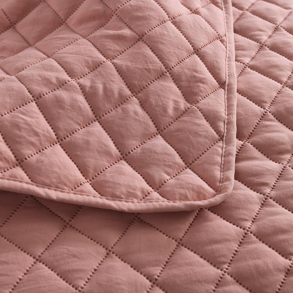 Queen Pink Diamond Pattern Microfiber Bed in a Bag Set