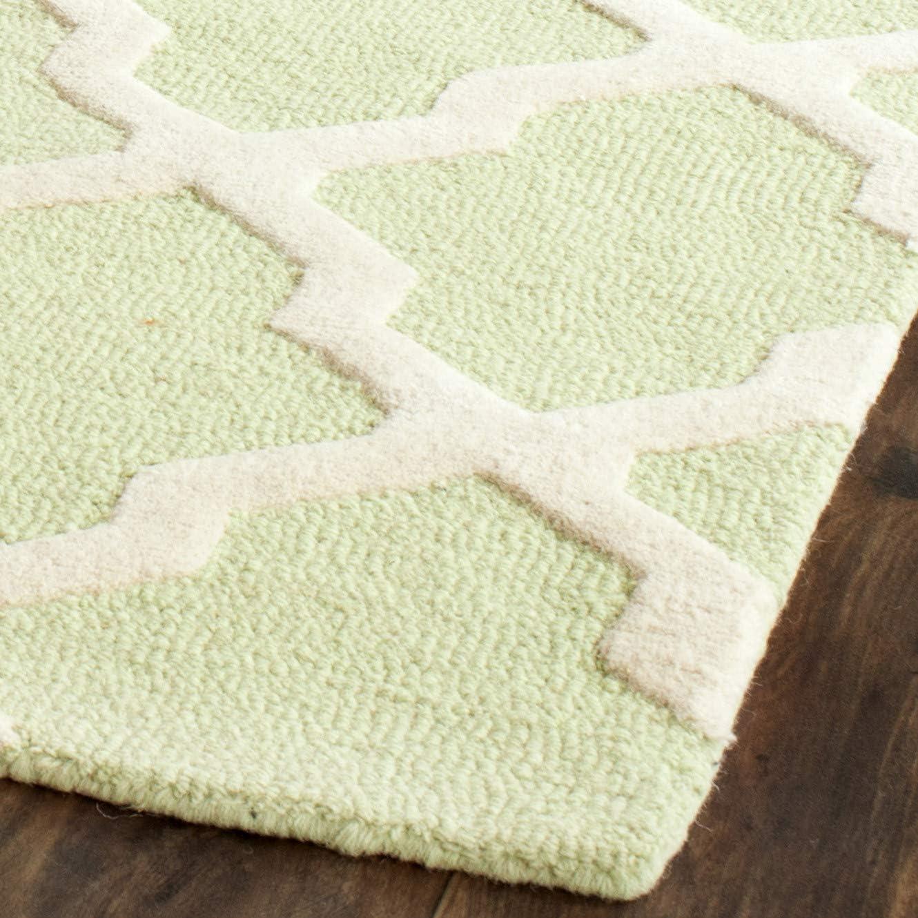 SAFAVIEH Cambridge Liam Geometric Wool Area Rug, Ivory/Beige, 8' x 10'