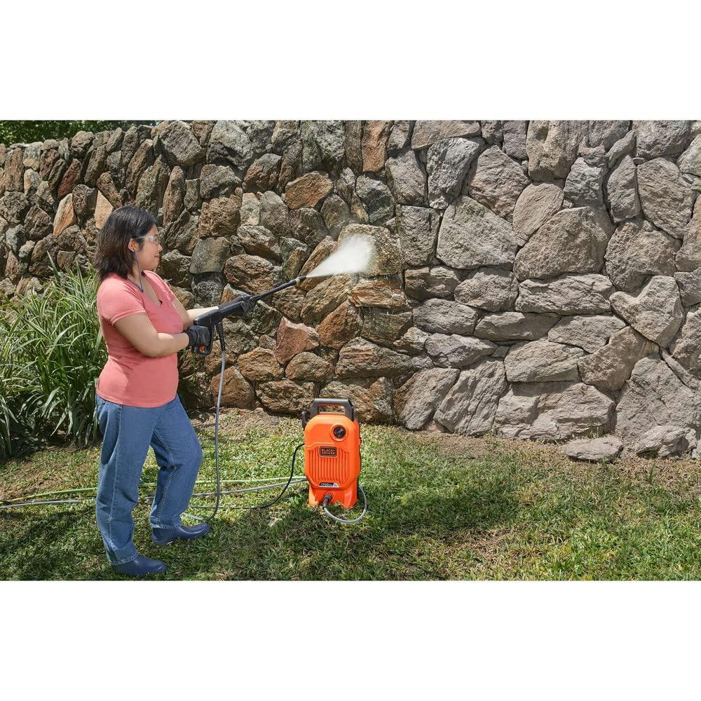 Black & Decker BEPW1700 1700 max PSI 1.2 GPM Corded Cold Water Pressure Washer