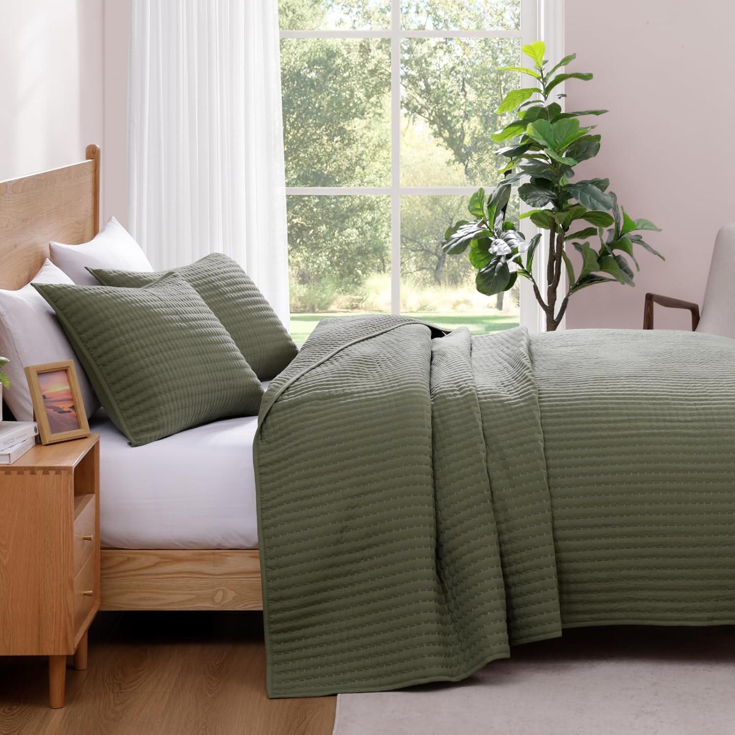 Lightweight Soft Bedspread Coverlet Green - 3 Piece - Queen