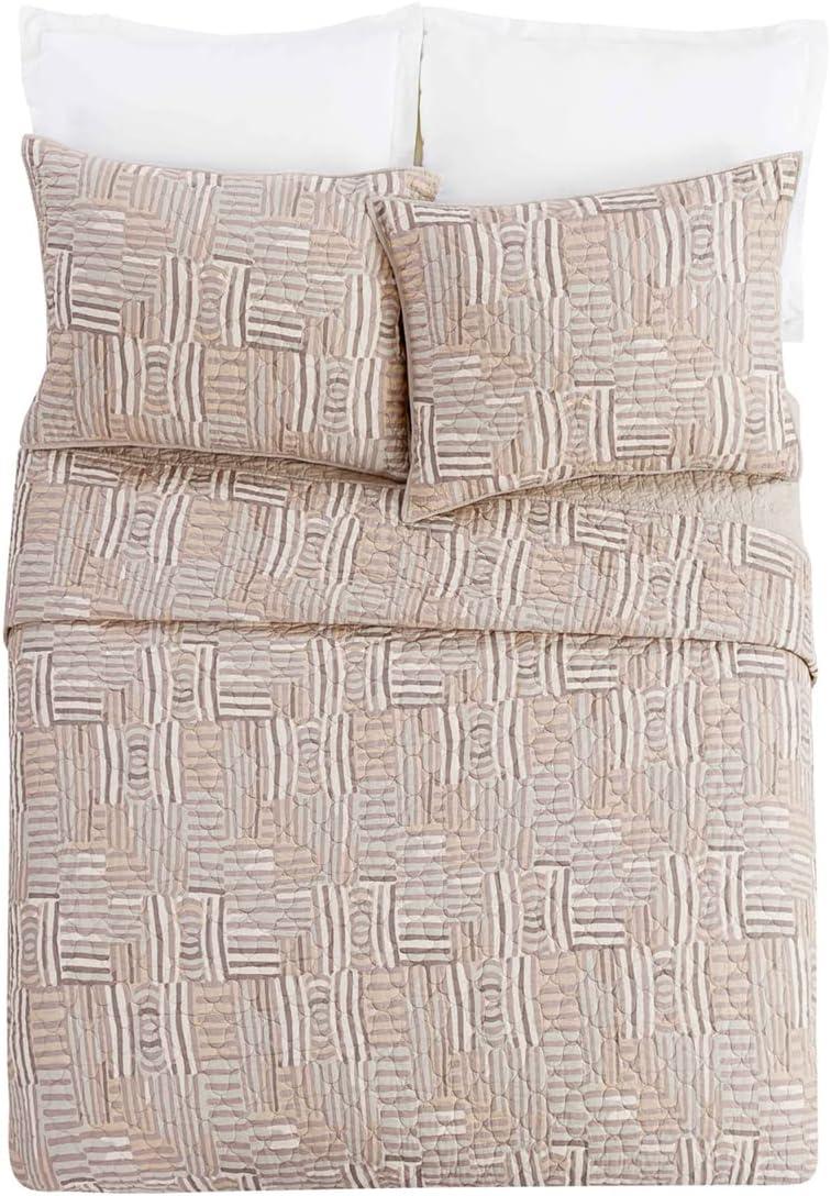 Jungalow Abrazo 100% Cotton Reversible Quilt Set – Beige Geometric Print, Modern Global Bedding