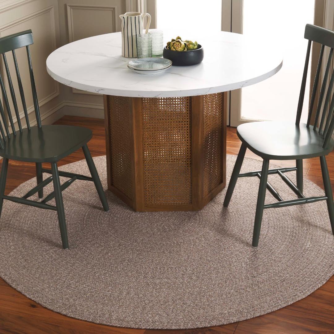 Braided BRD256 Hand Woven Indoor Area Rug - Ivory/Beige - 6' Round - Safavieh
