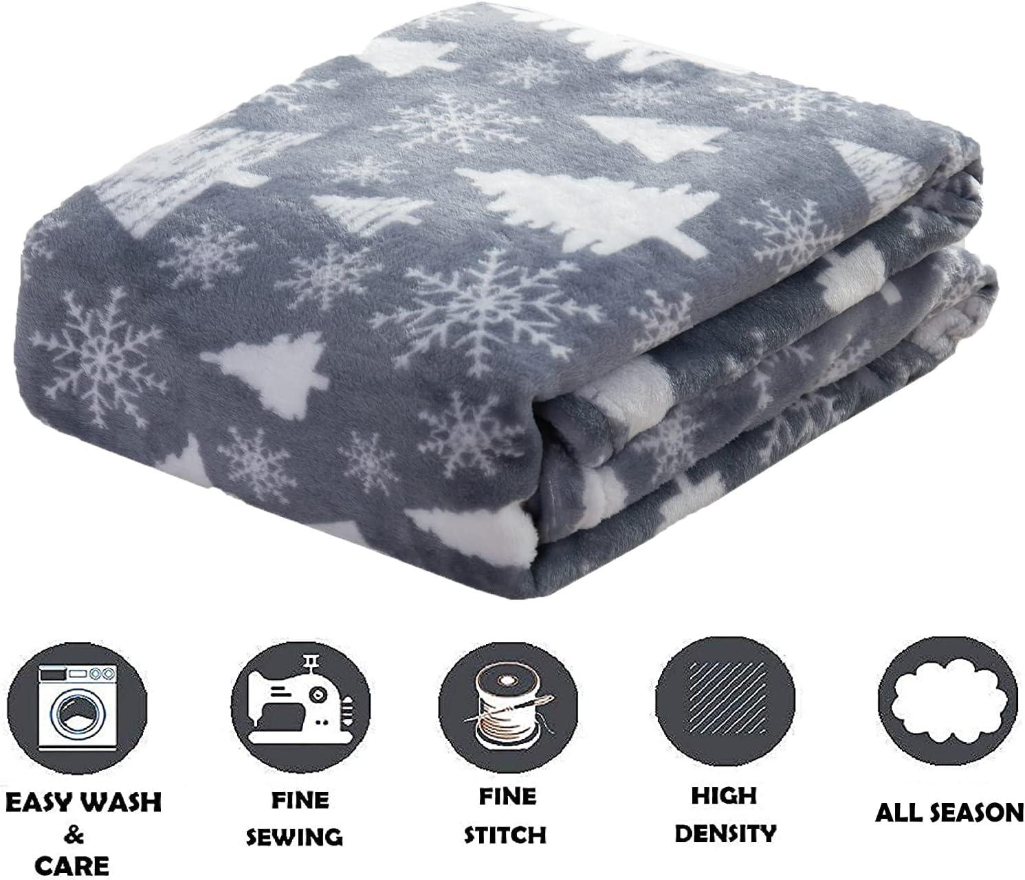 Elegant Comfort Luxury Velvet Super Soft Christmas Prints Fleece Blanket-Holiday Theme Home Décor Fuzzy Warm and Cozy Throws for Winter Bedding, Couch and Gift, 50 x 60 inch, Christmas Tree