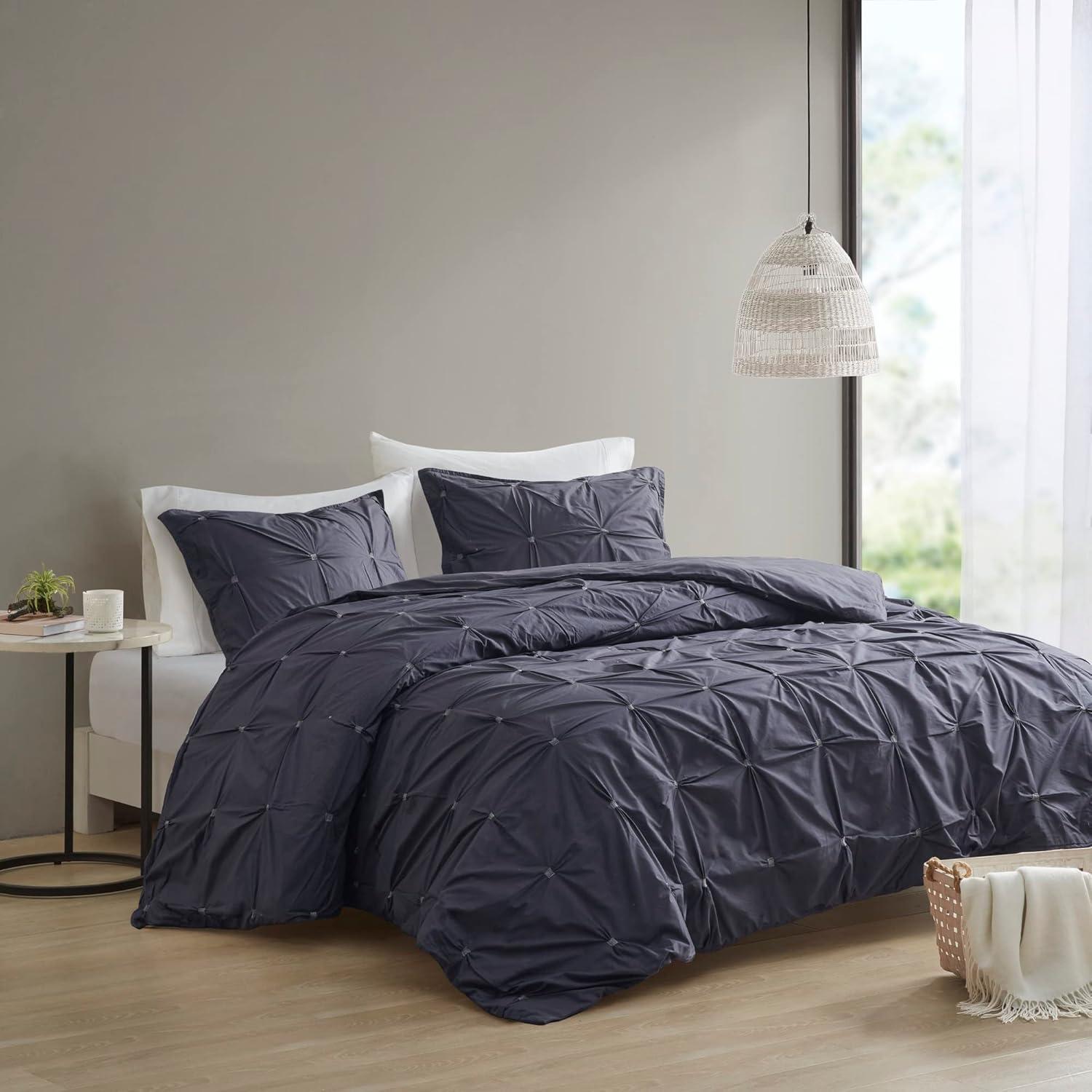 Dasya 3 Piece Elastic Embroidered Cotton Duvet Cover Set