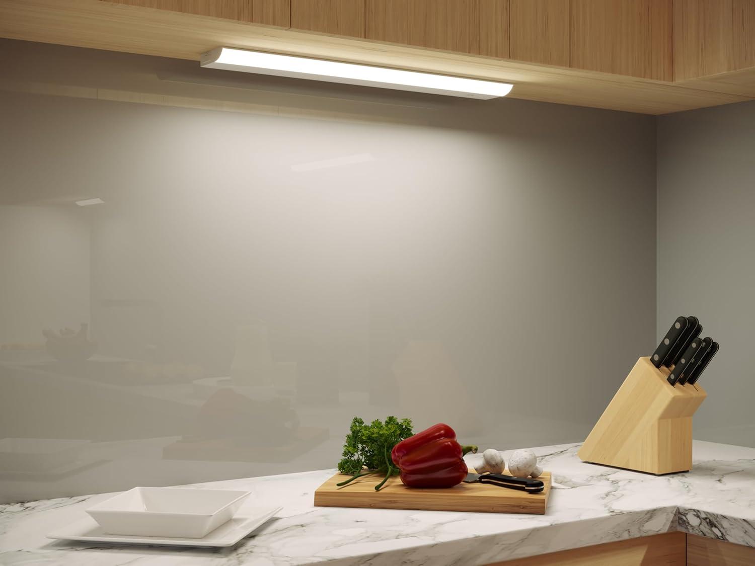 Good Earth Lighting 24-Inch Under Cabinet Light - LED Light Bar - Linkable Outlet - Under Counter Lighting - Damp Location - 2000 Lumens - 4000K - 50,000 Hour Rated Lamp Life - IP20 - White Finish