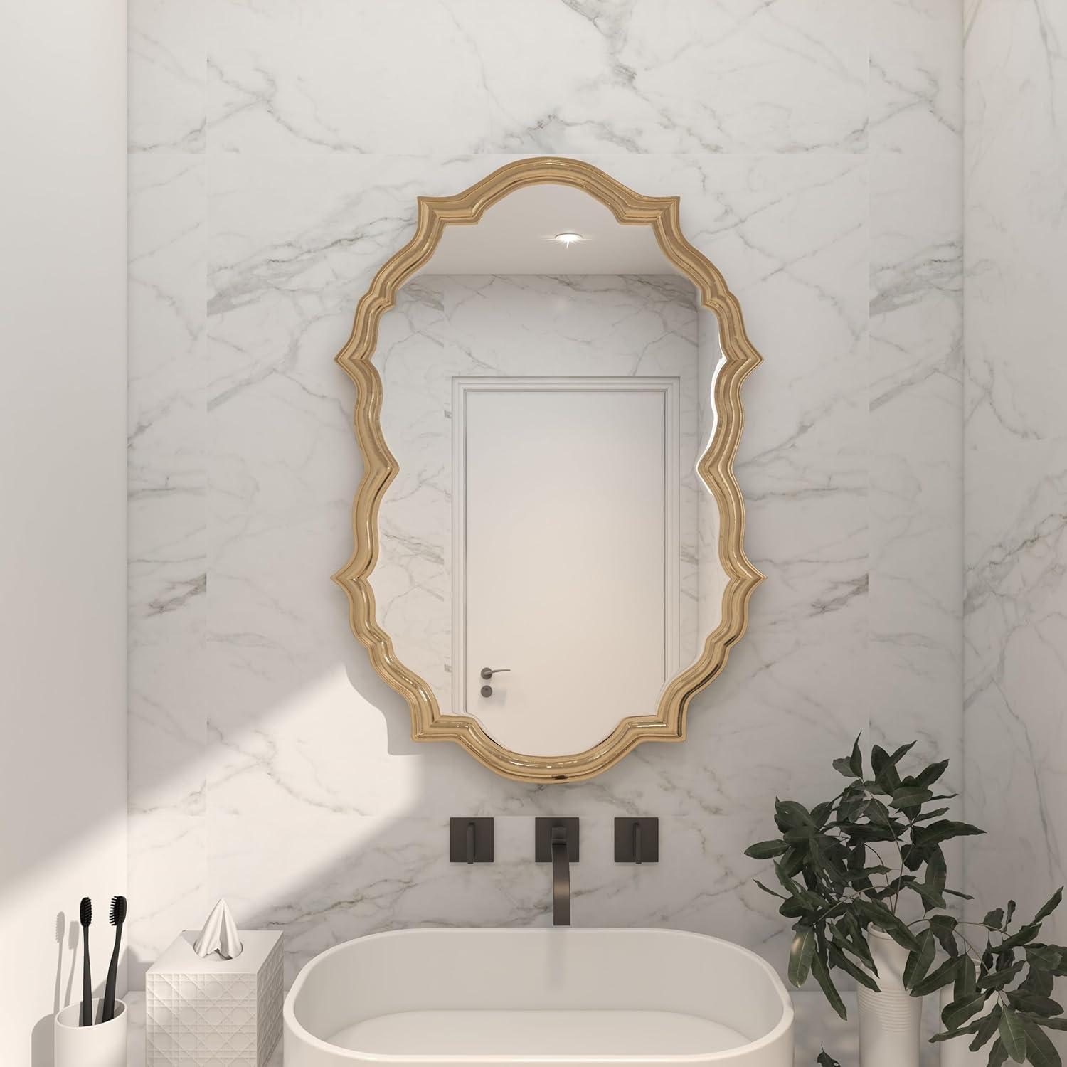 DecMode 25" x 36" Gold Quatrefoil Shaped Wall Mirror