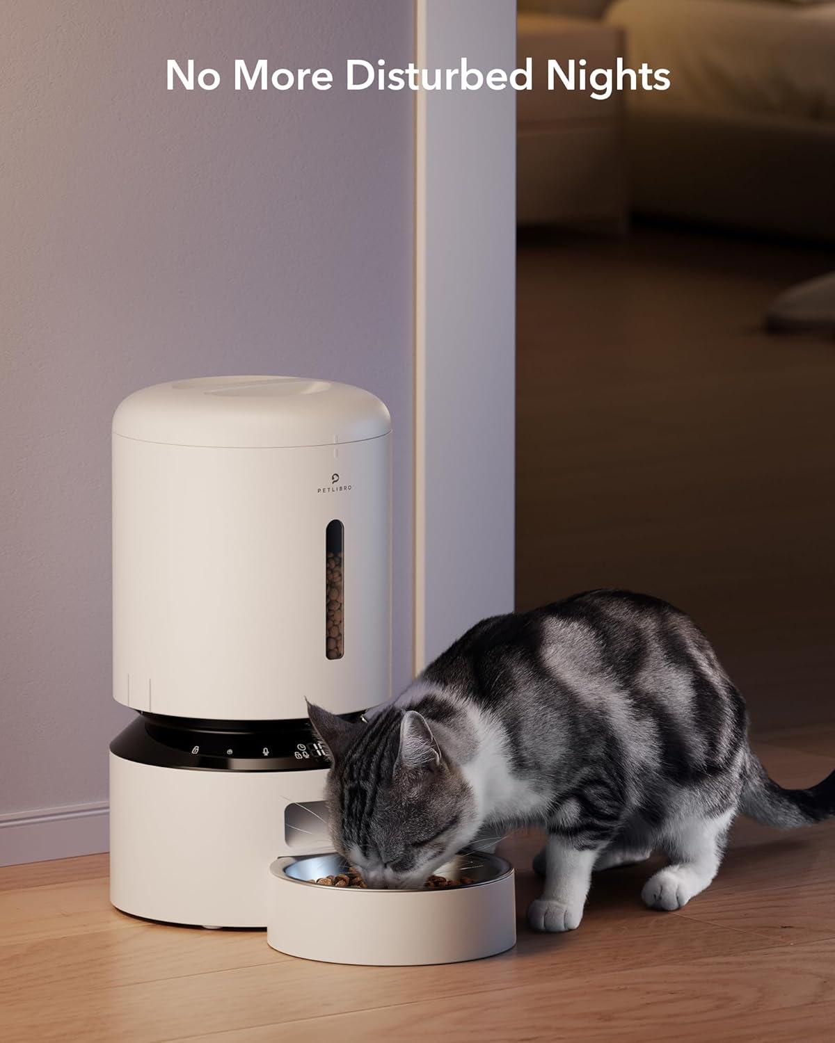 White Automatic Pet Feeder with LED Display and Voice Recorder