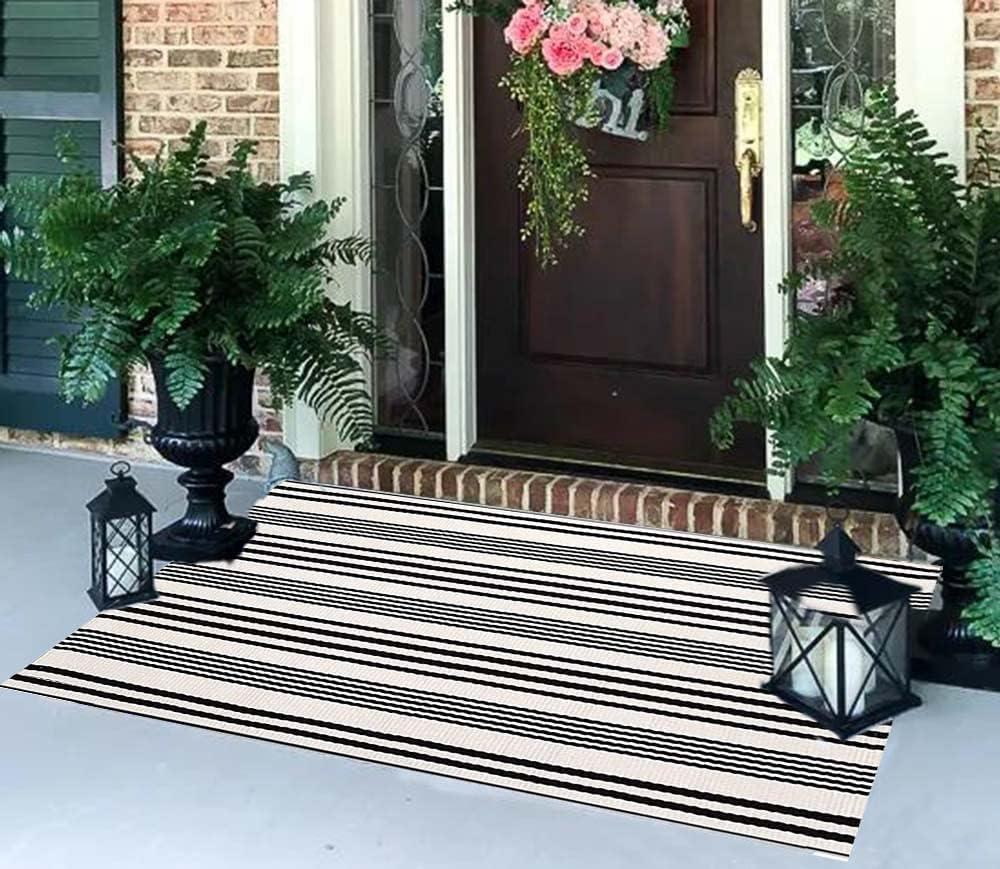 Black and White Striped Hand-Woven Outdoor Rug 24'' x 51''