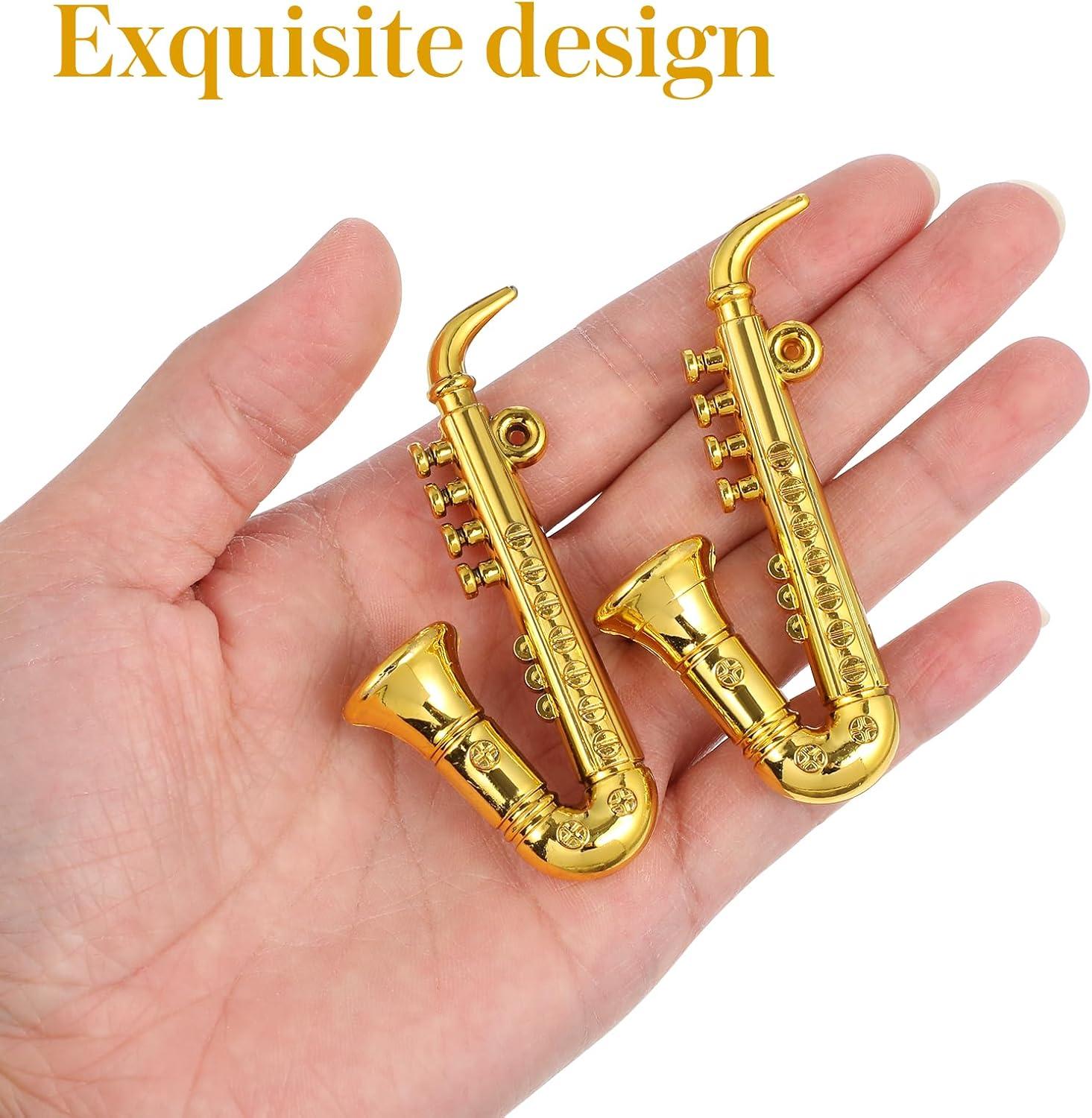 Musical Instrument Decor Mini Instrument Toy for Home Kid Bedroom (Golden, Saxophone Pattern)